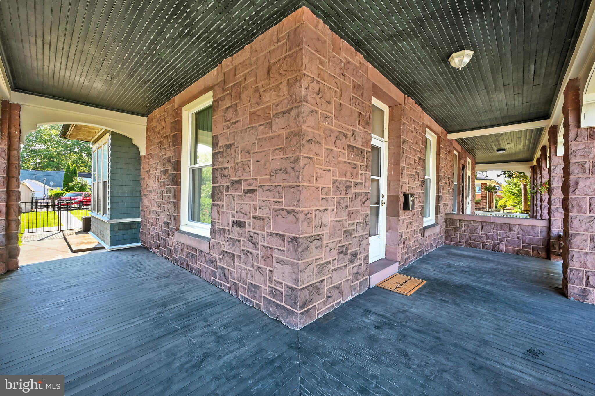 312 S 12TH STREET