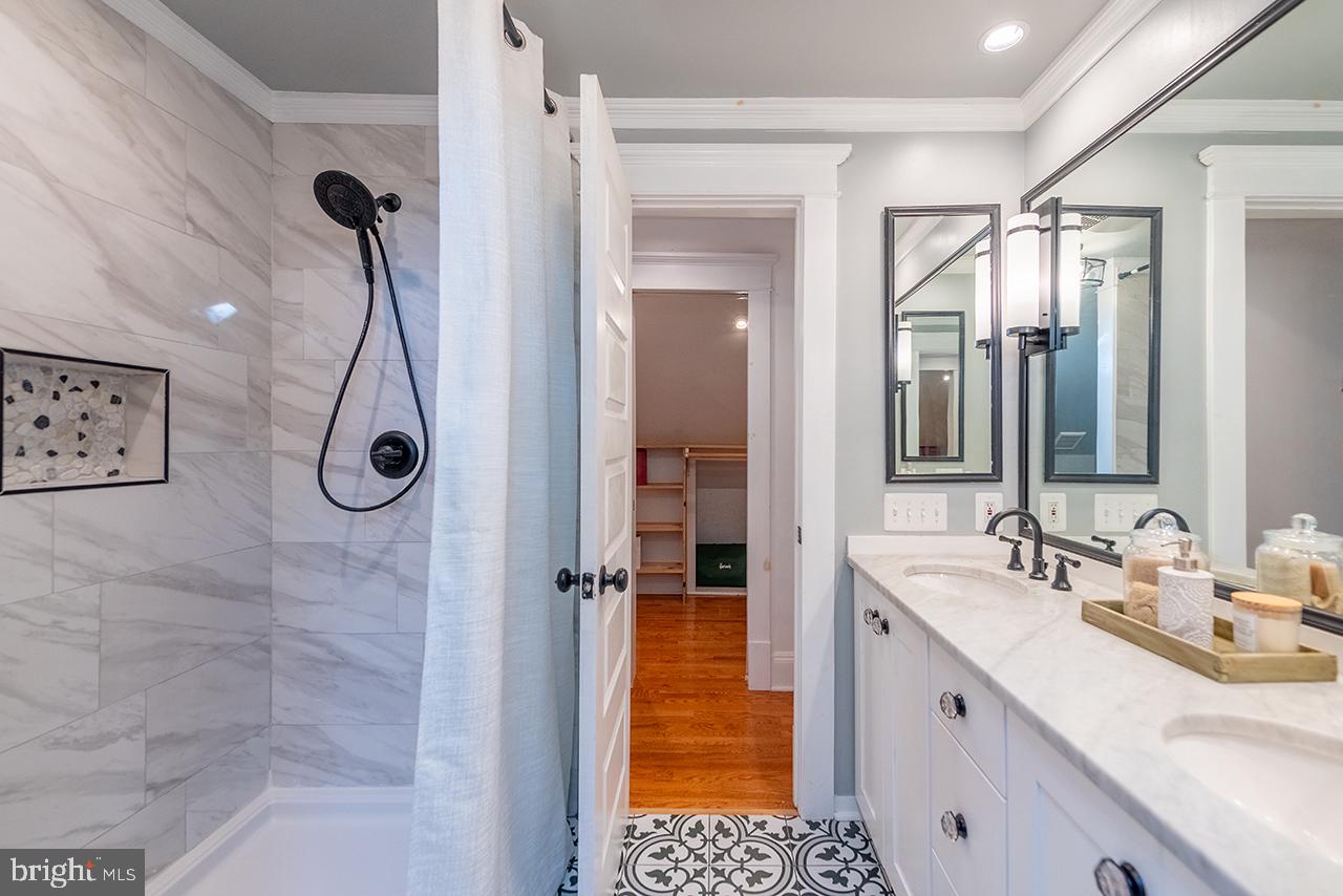 BARTENSTEIN - Residential