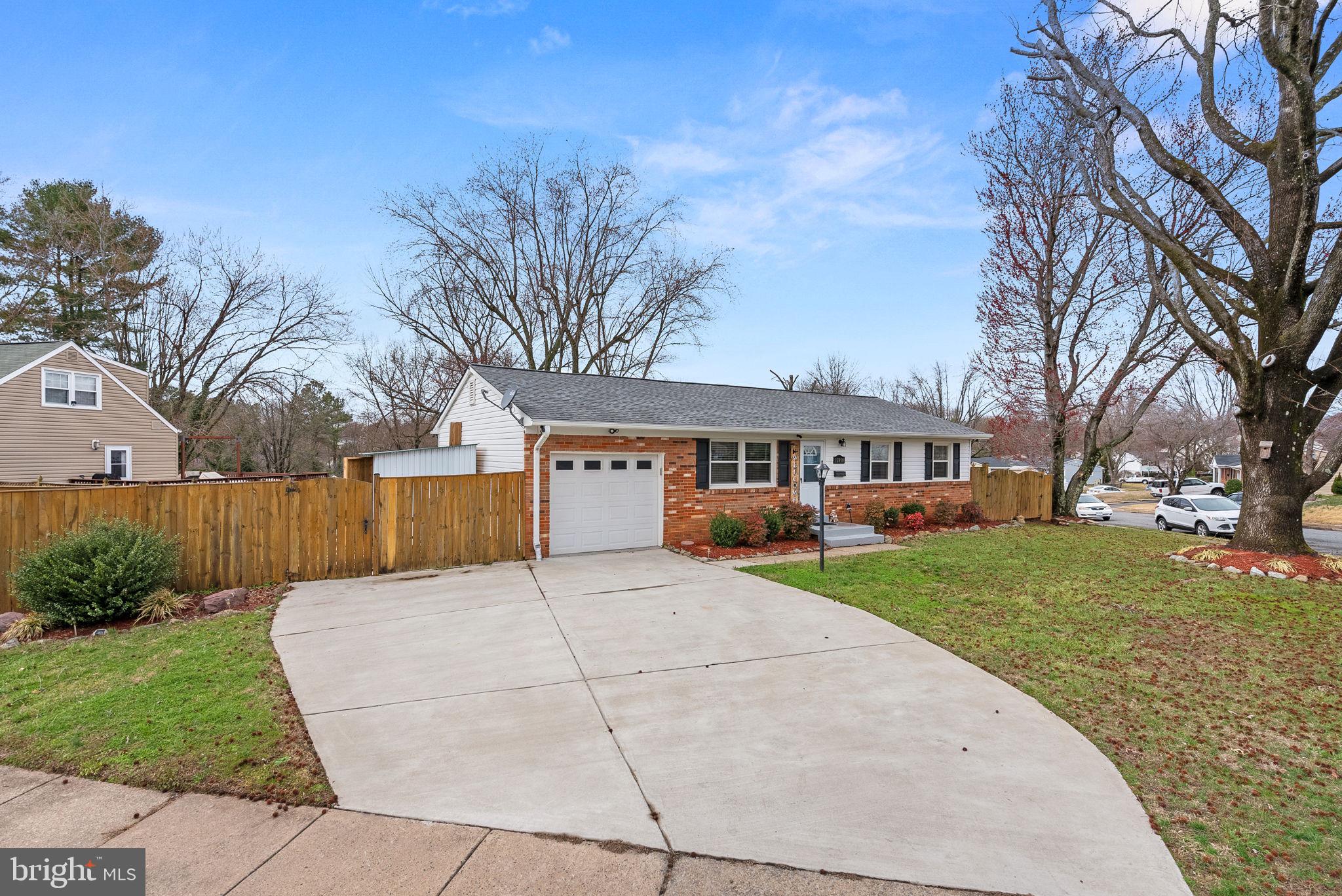 DALE CITY - Residential