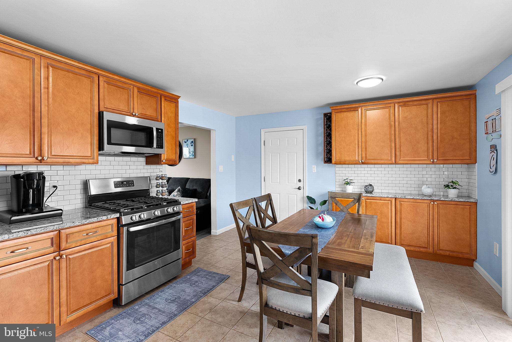 DALE CITY - Residential