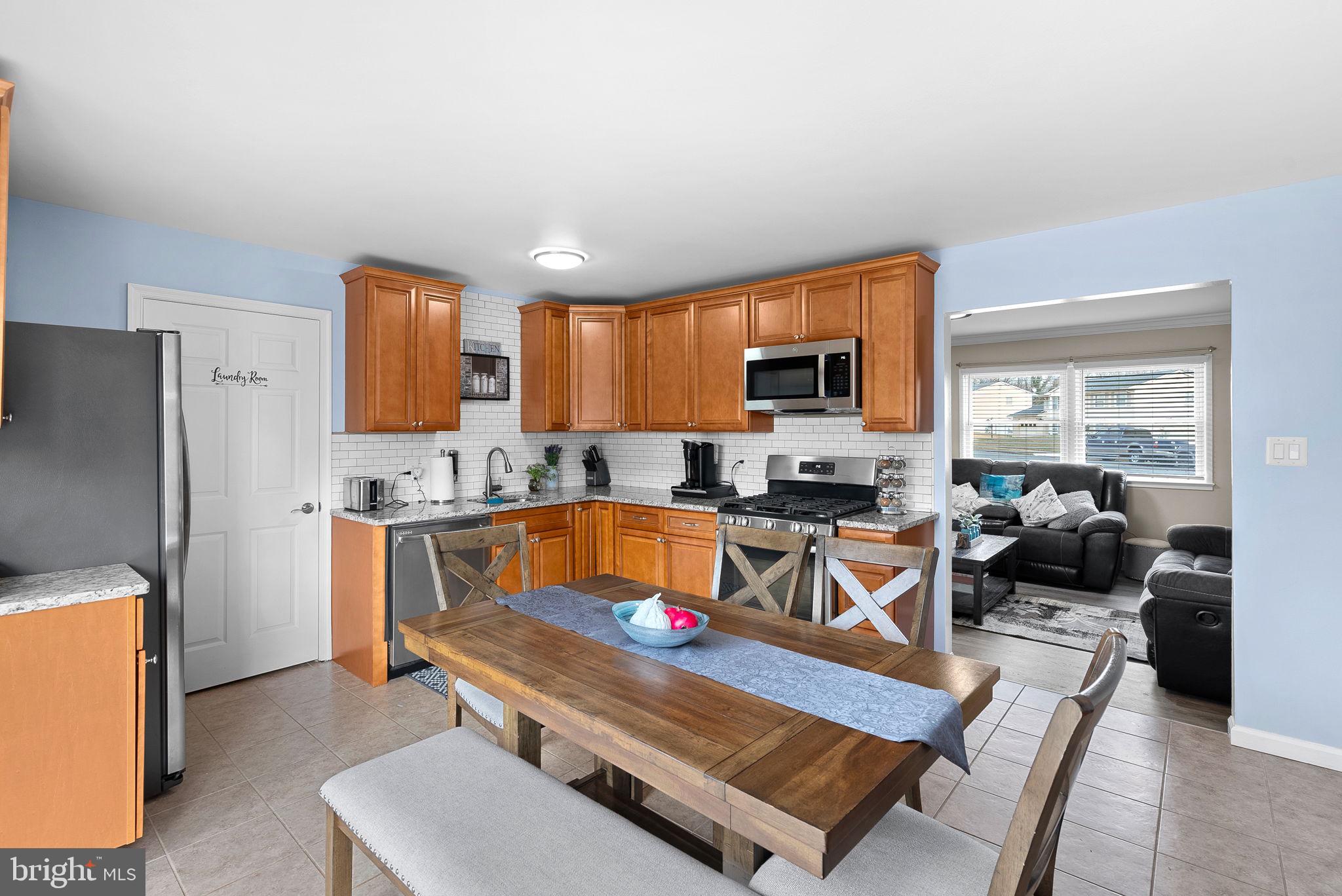 DALE CITY - Residential