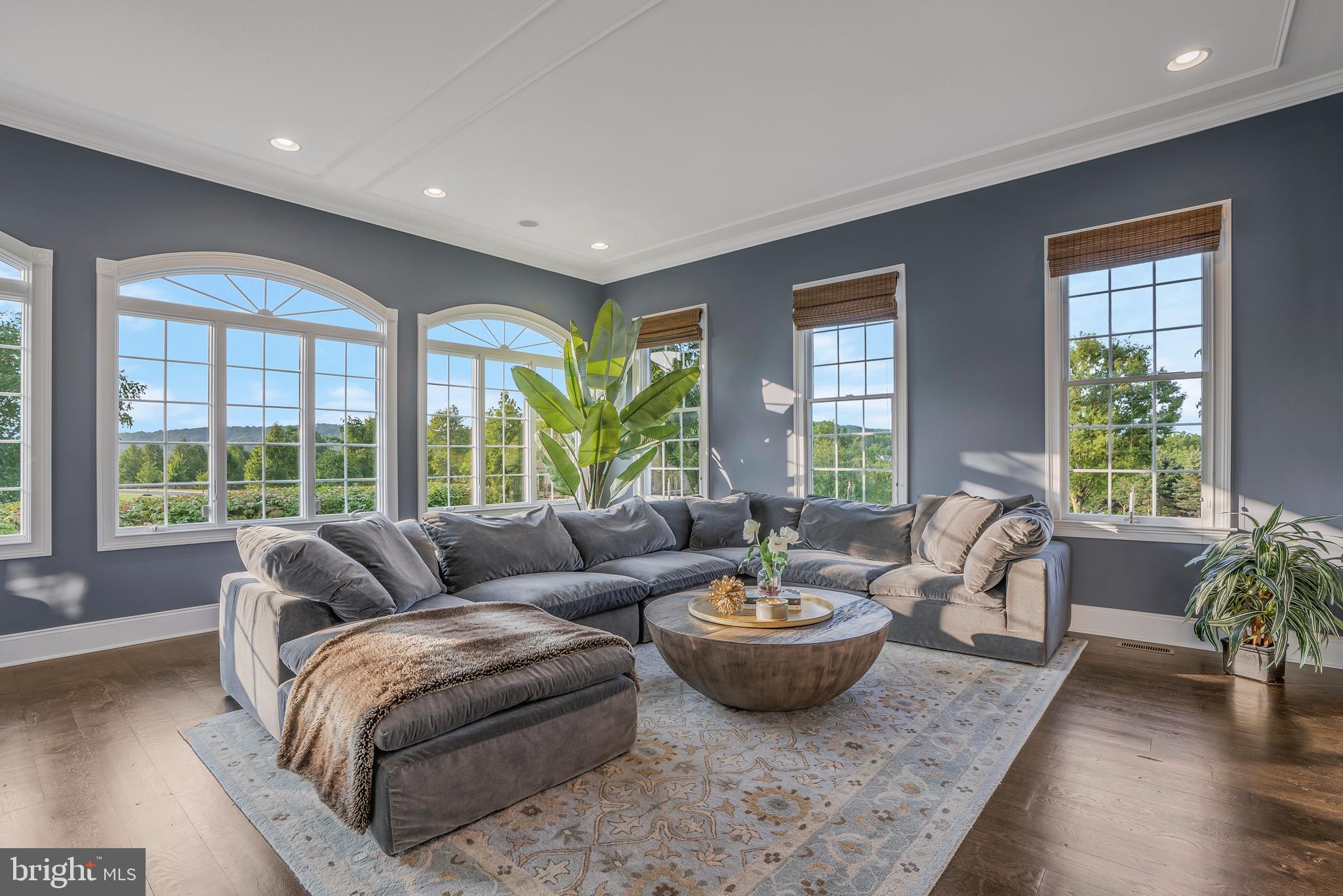 DUTCHESS FARM ESTS - Residential