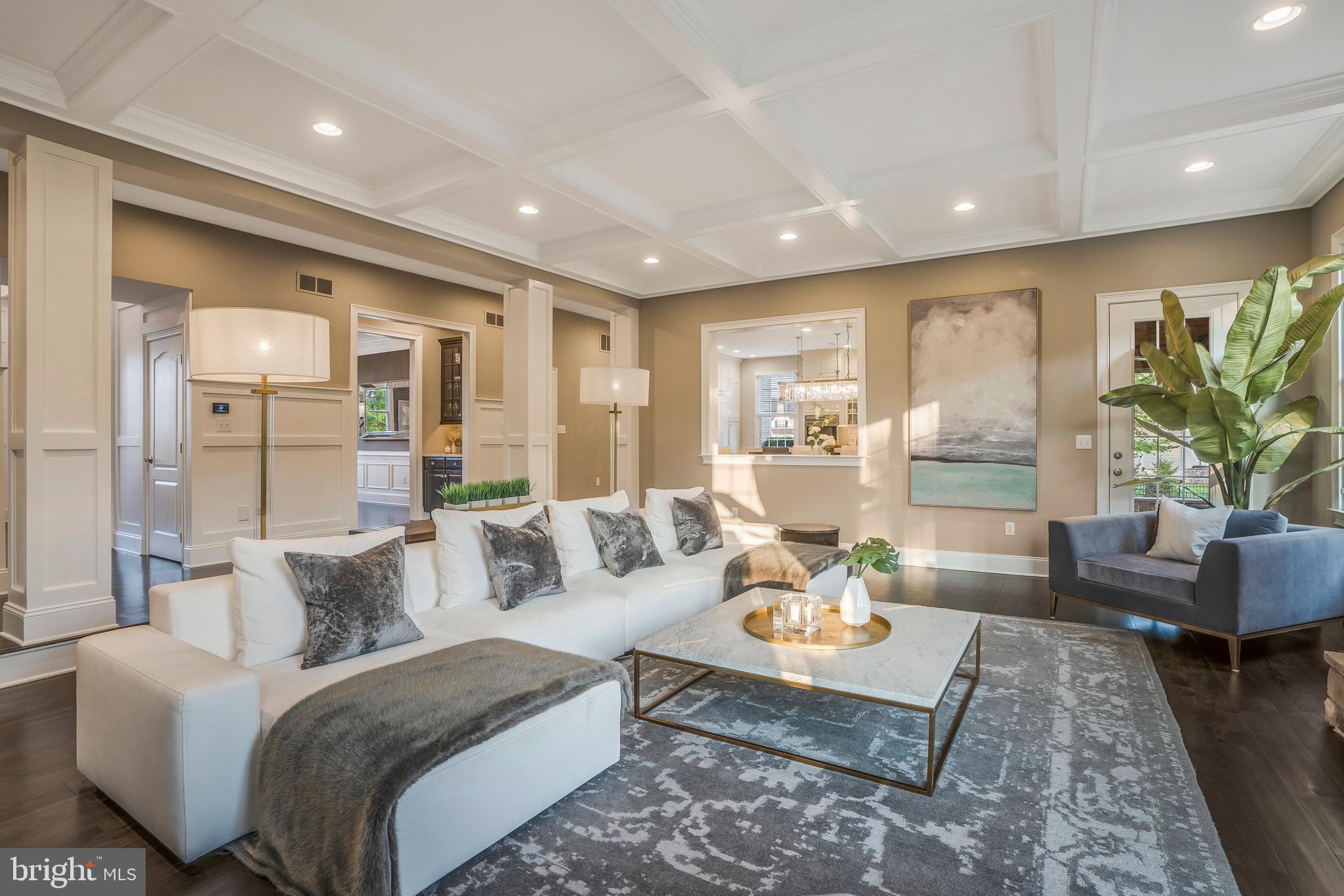 DUTCHESS FARM ESTS - Residential