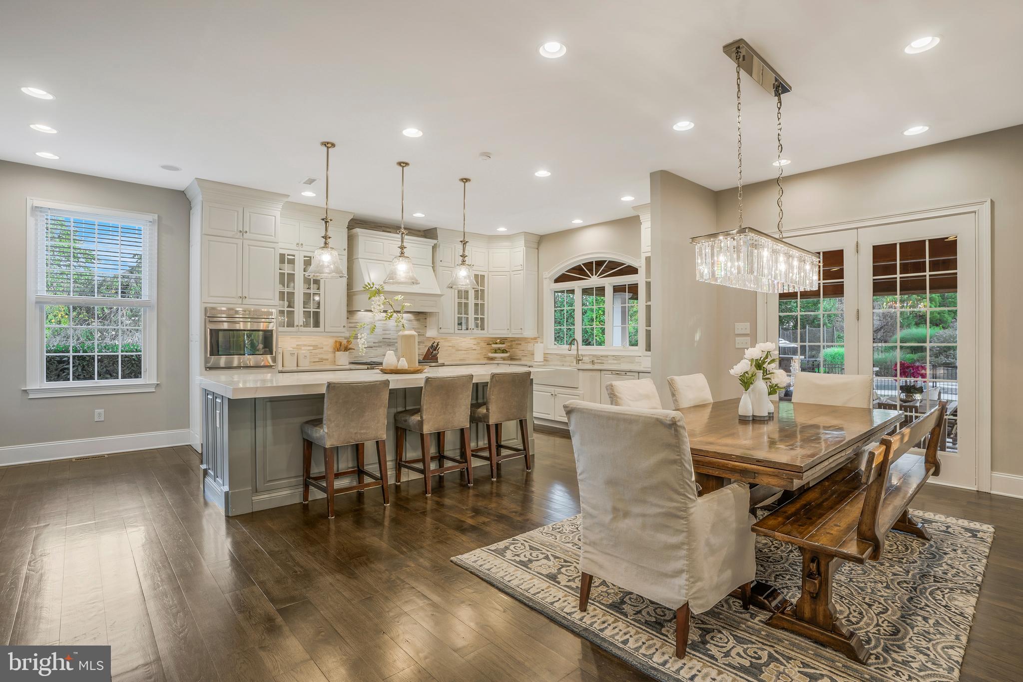 DUTCHESS FARM ESTS - Residential