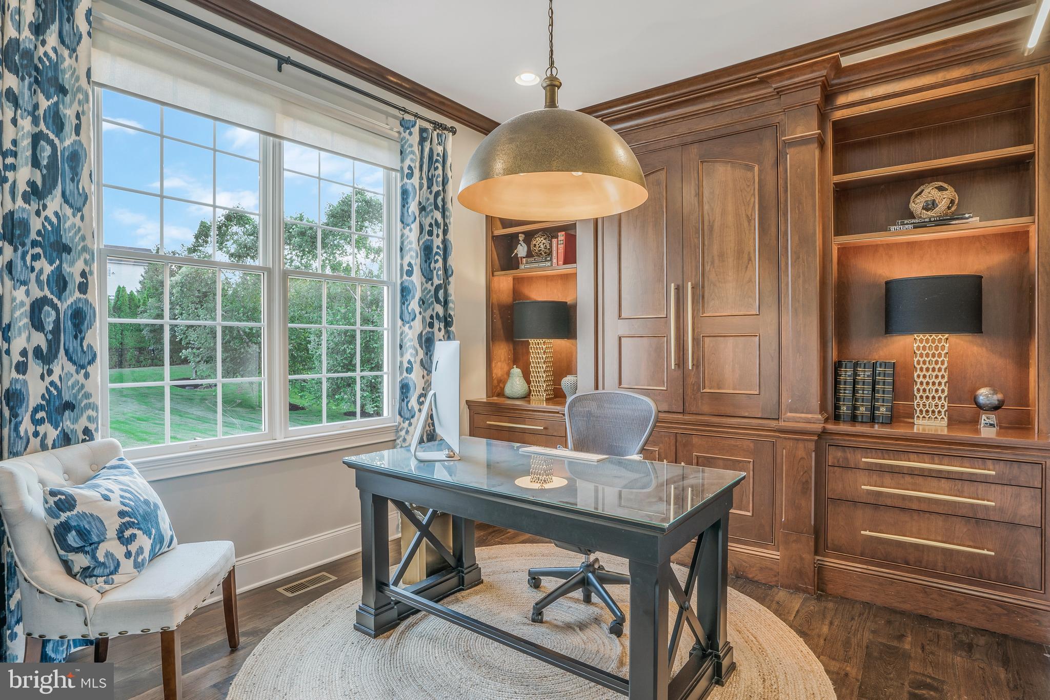 DUTCHESS FARM ESTS - Residential