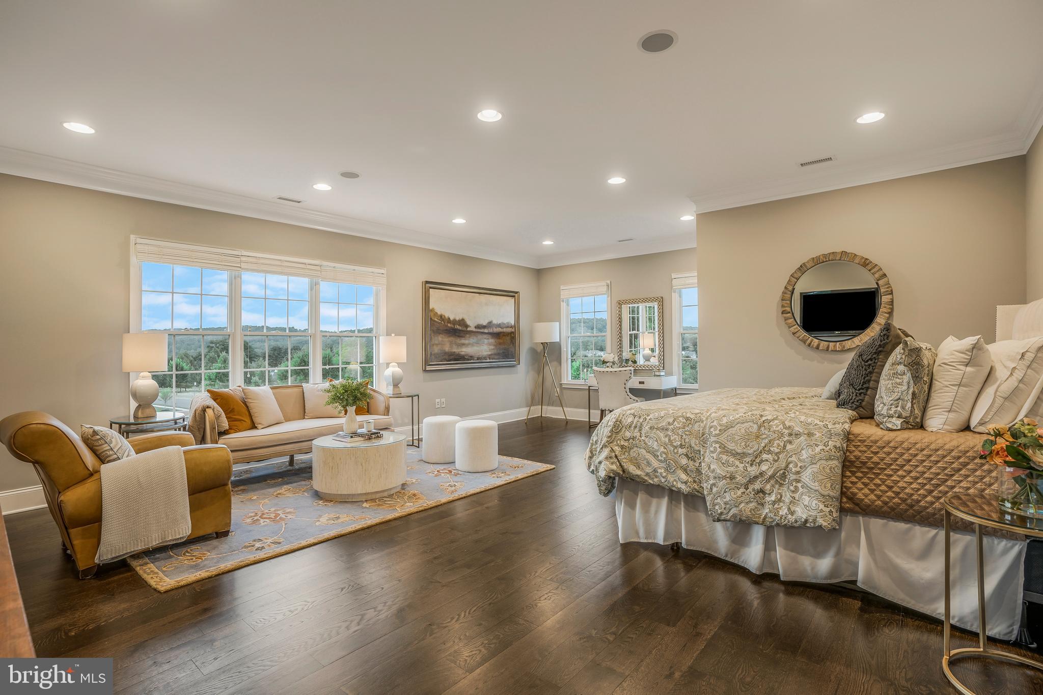 DUTCHESS FARM ESTS - Residential