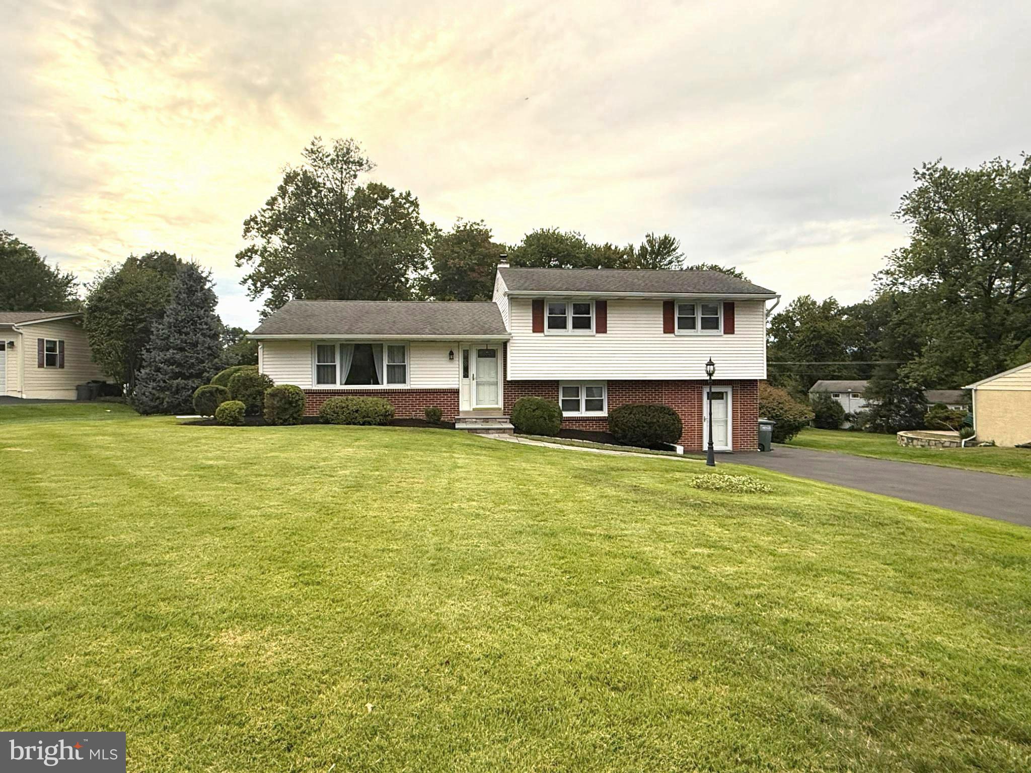 526 BUCK ROAD
