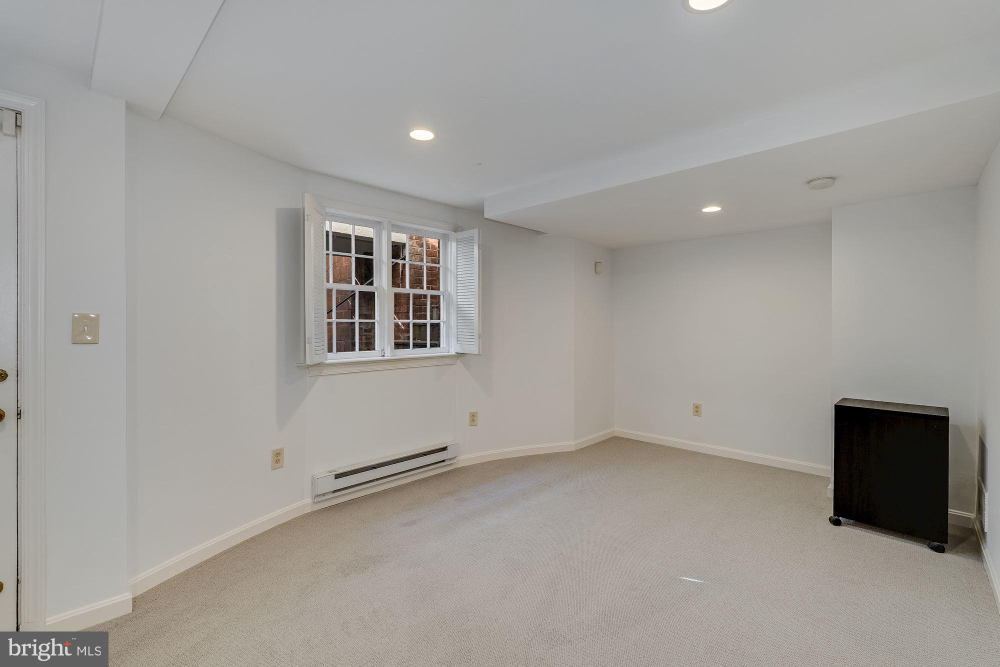 GEORGETOWN - Residential
