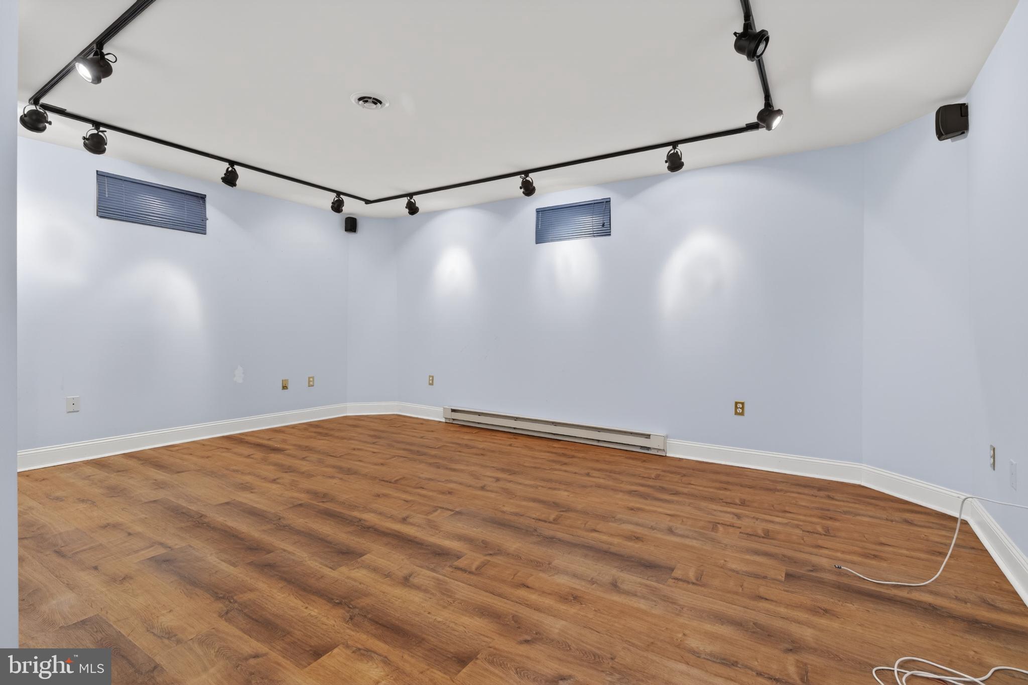 SHIPLEYS RETREAT - Residential