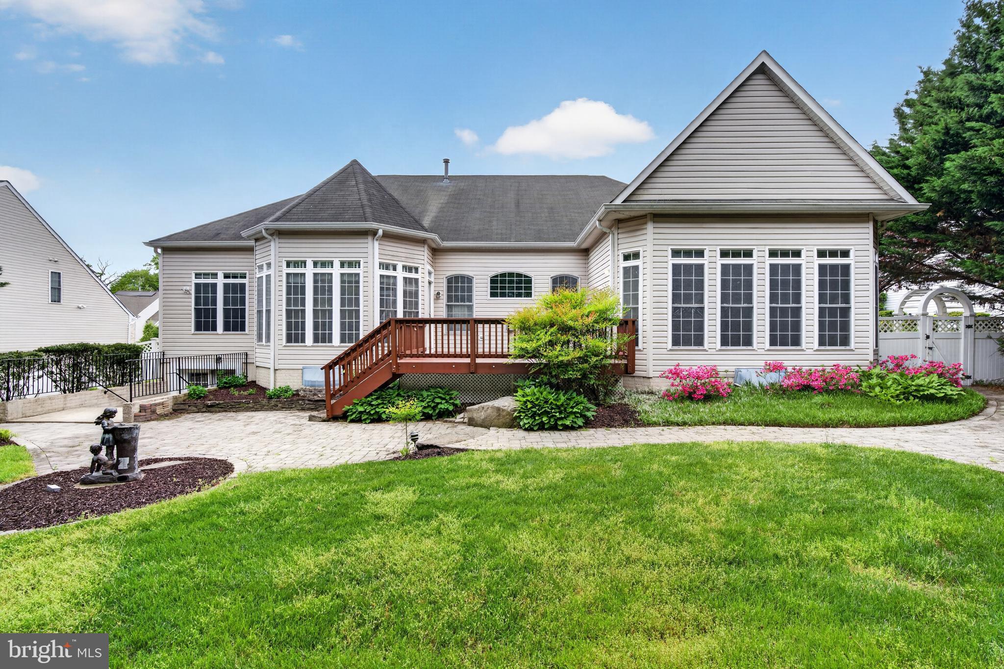 SHIPLEYS RETREAT - Residential
