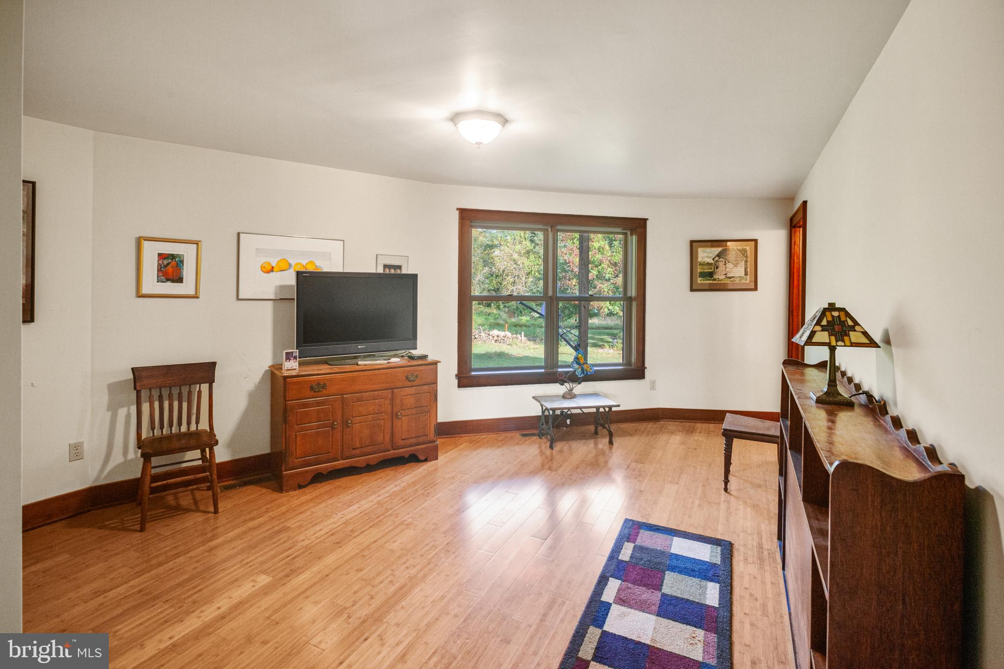 EASTON - Residential