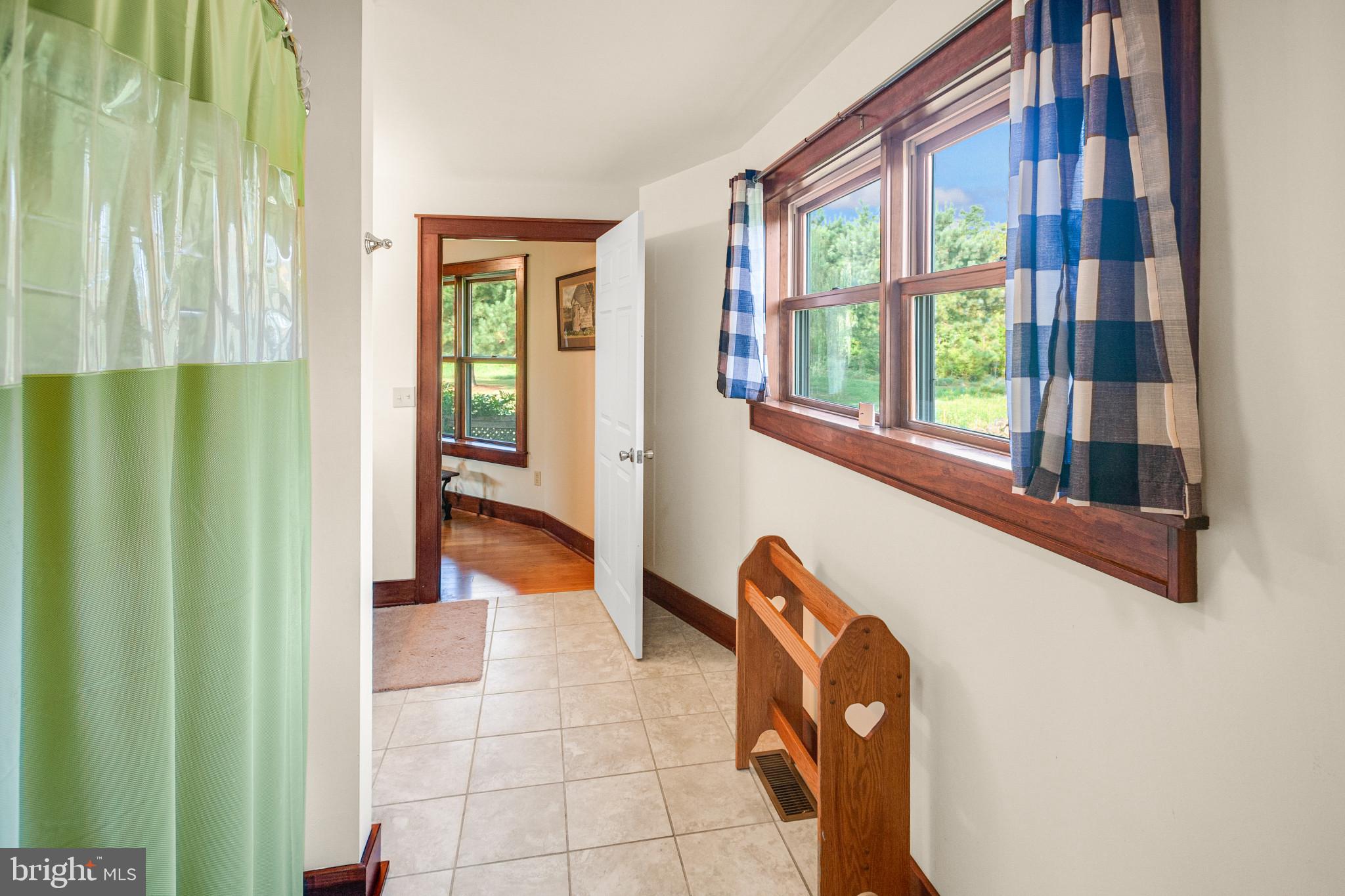 EASTON - Residential