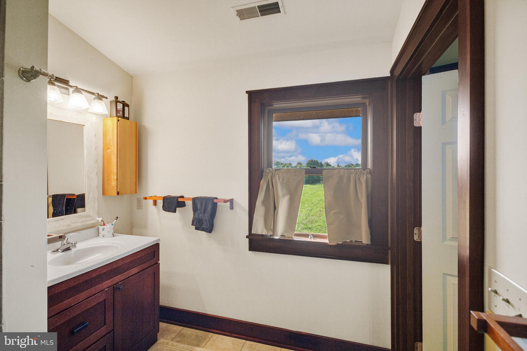 EASTON - Residential