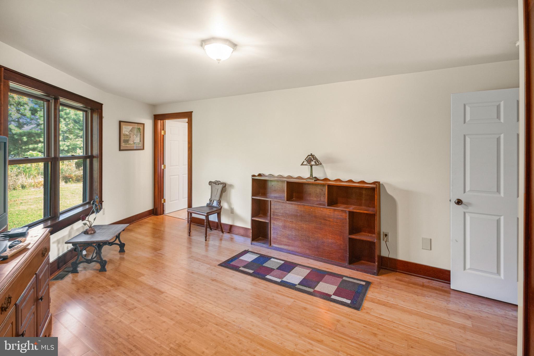 EASTON - Residential