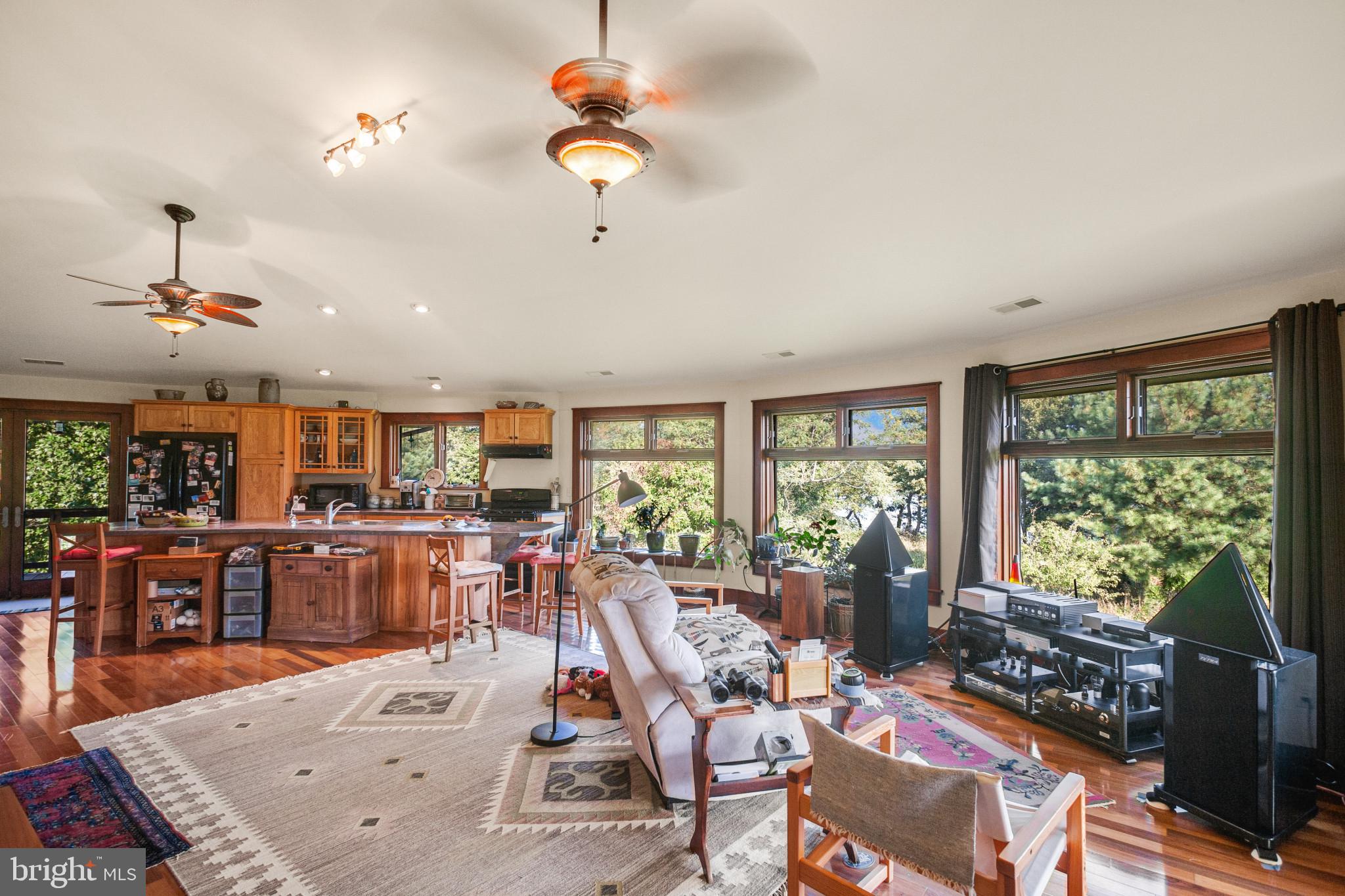 EASTON - Residential