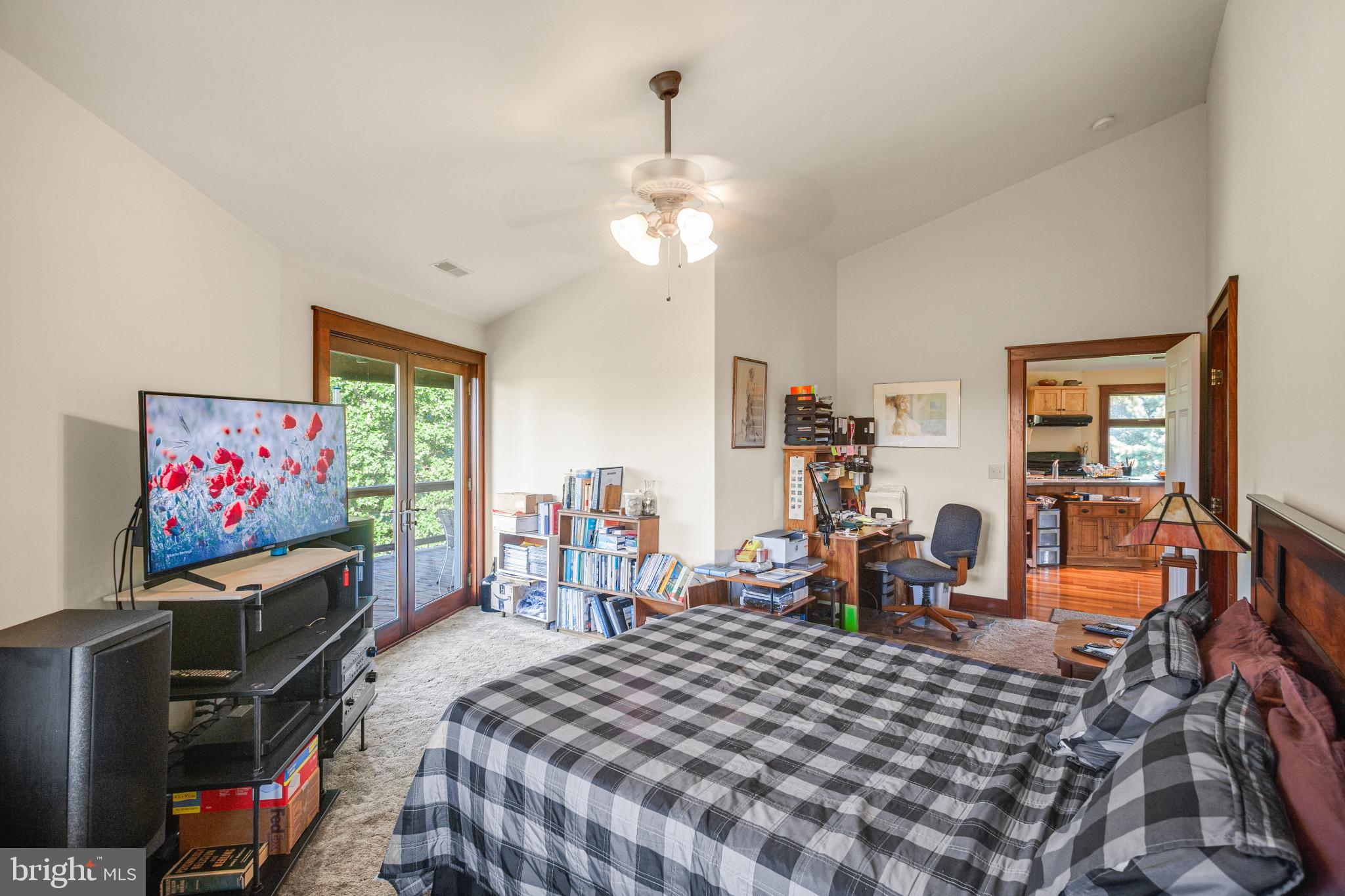 EASTON - Residential