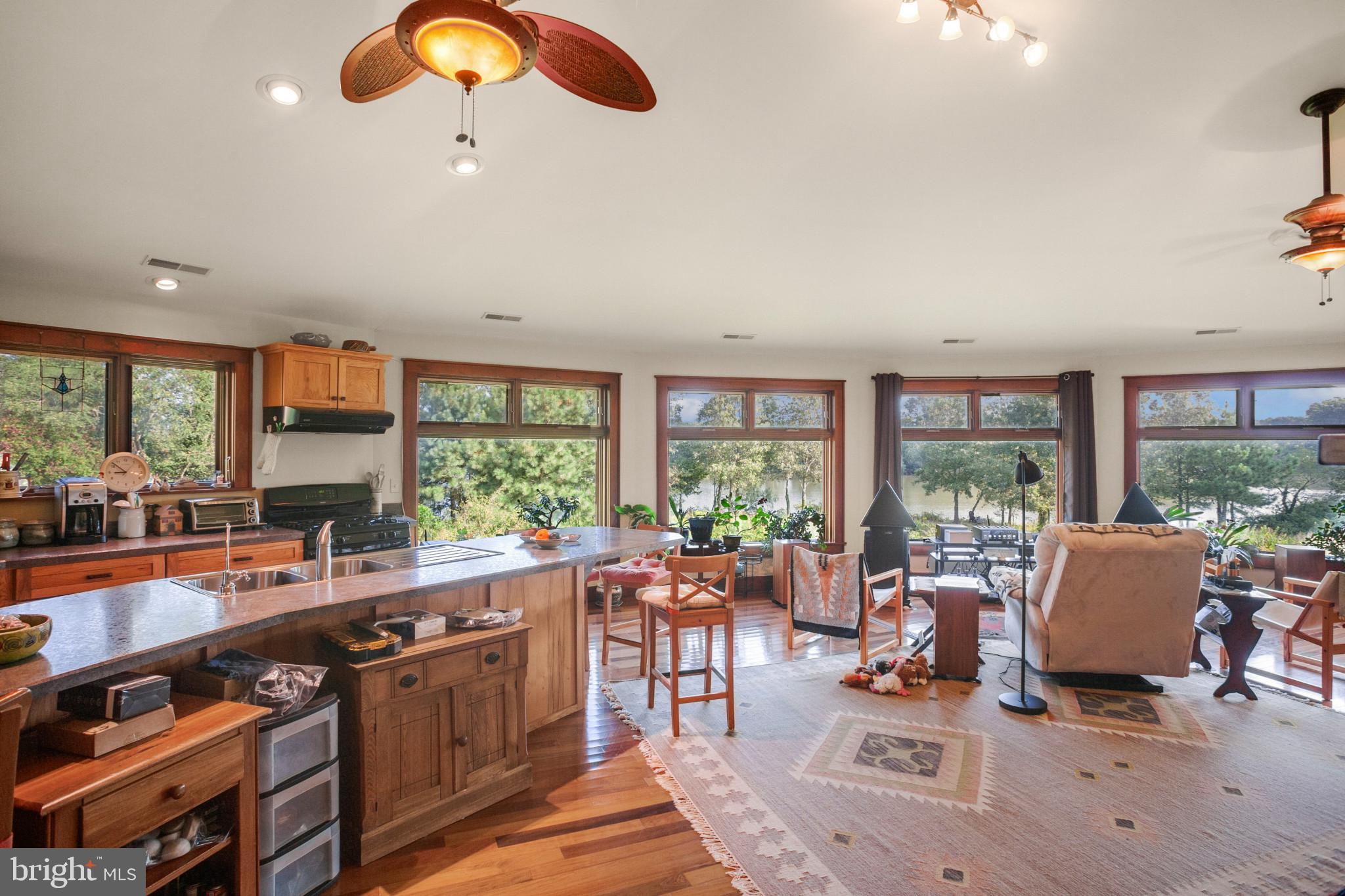 EASTON - Residential