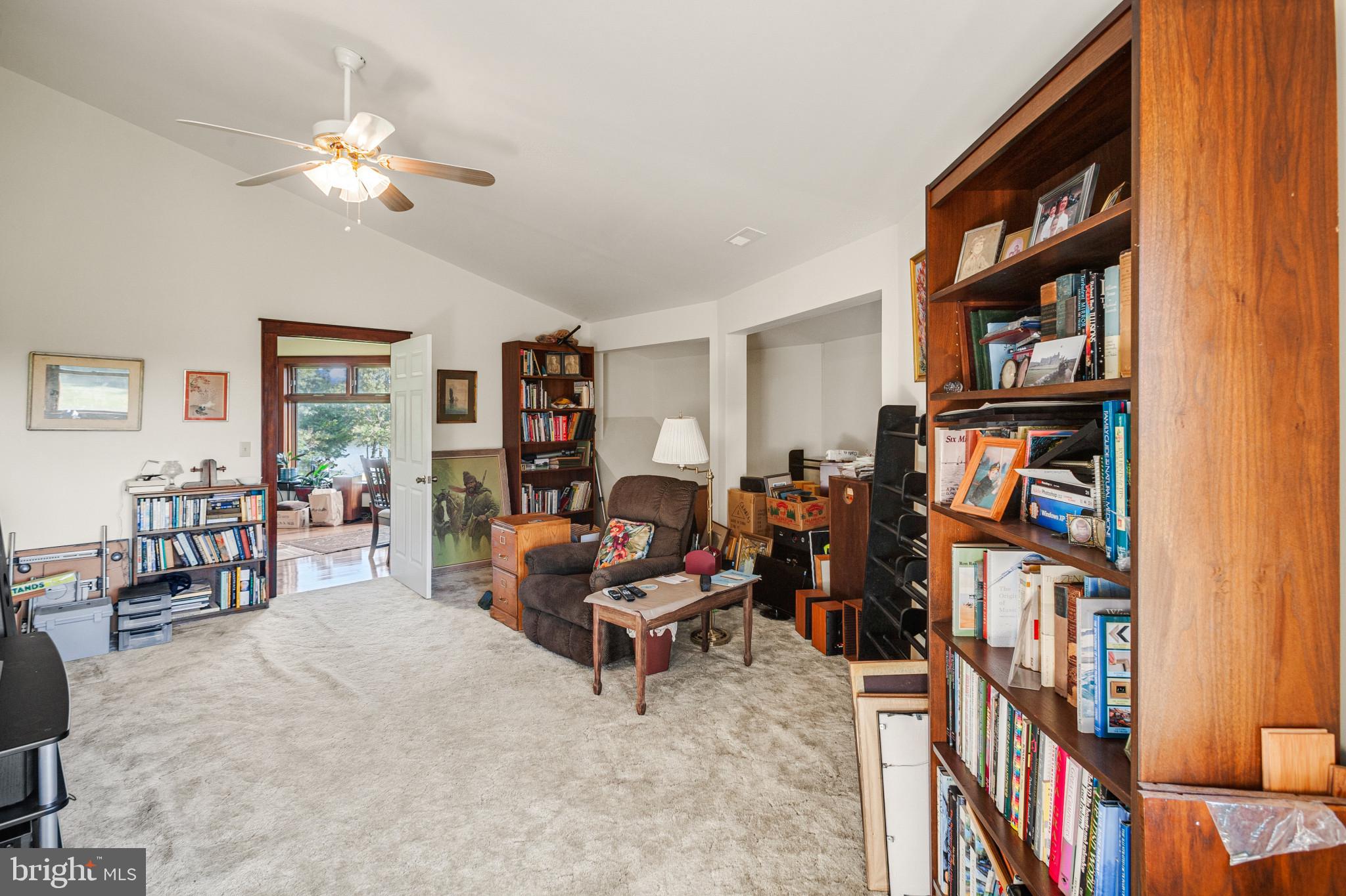 EASTON - Residential