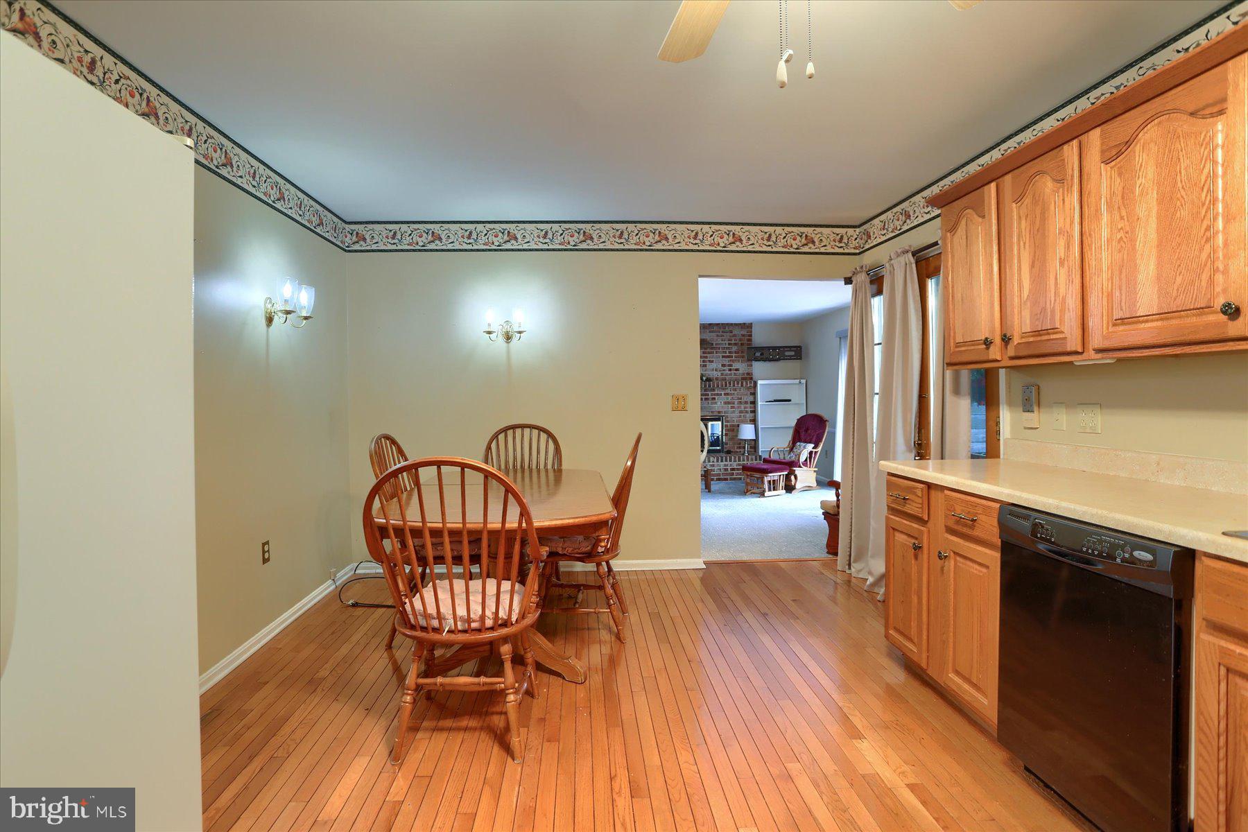 NOLL MANOR - Residential