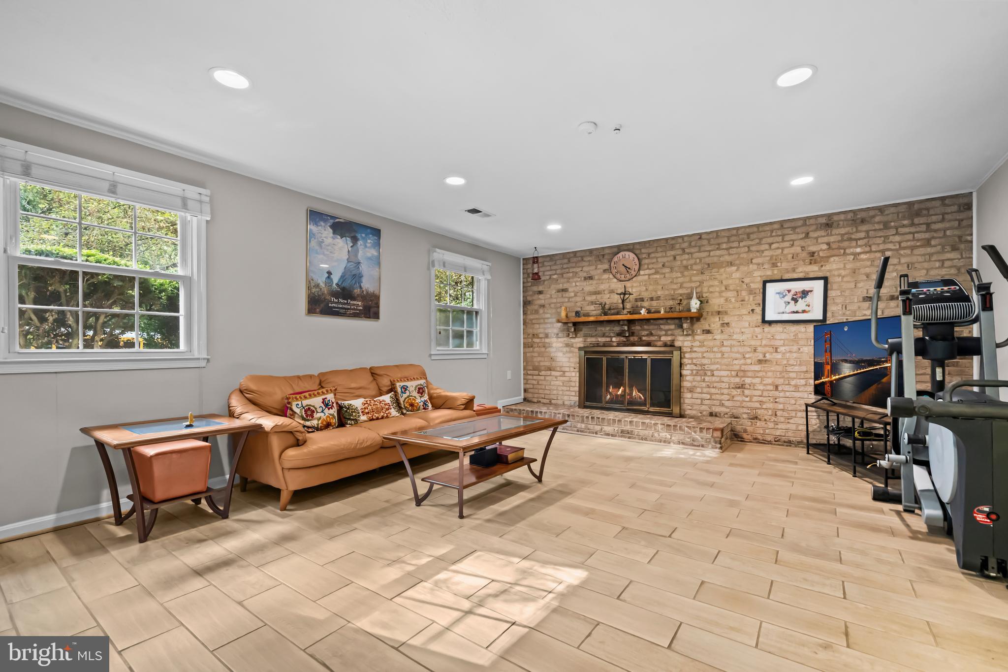 ROBERTS GLEN - Residential