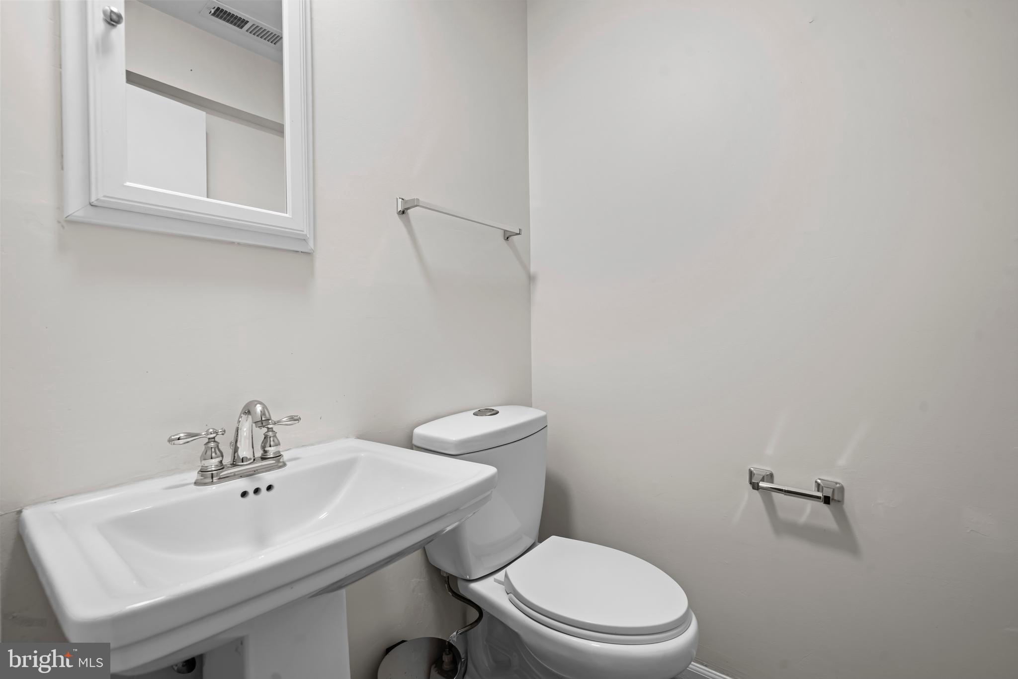 ROBERTS GLEN - Residential