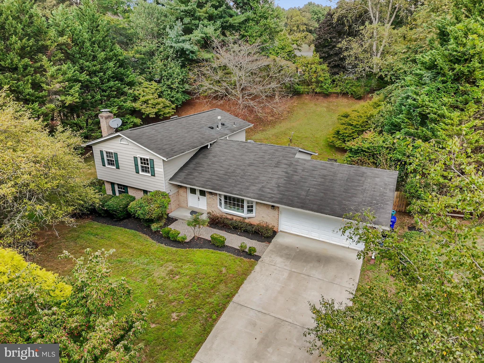 ROBERTS GLEN - Residential