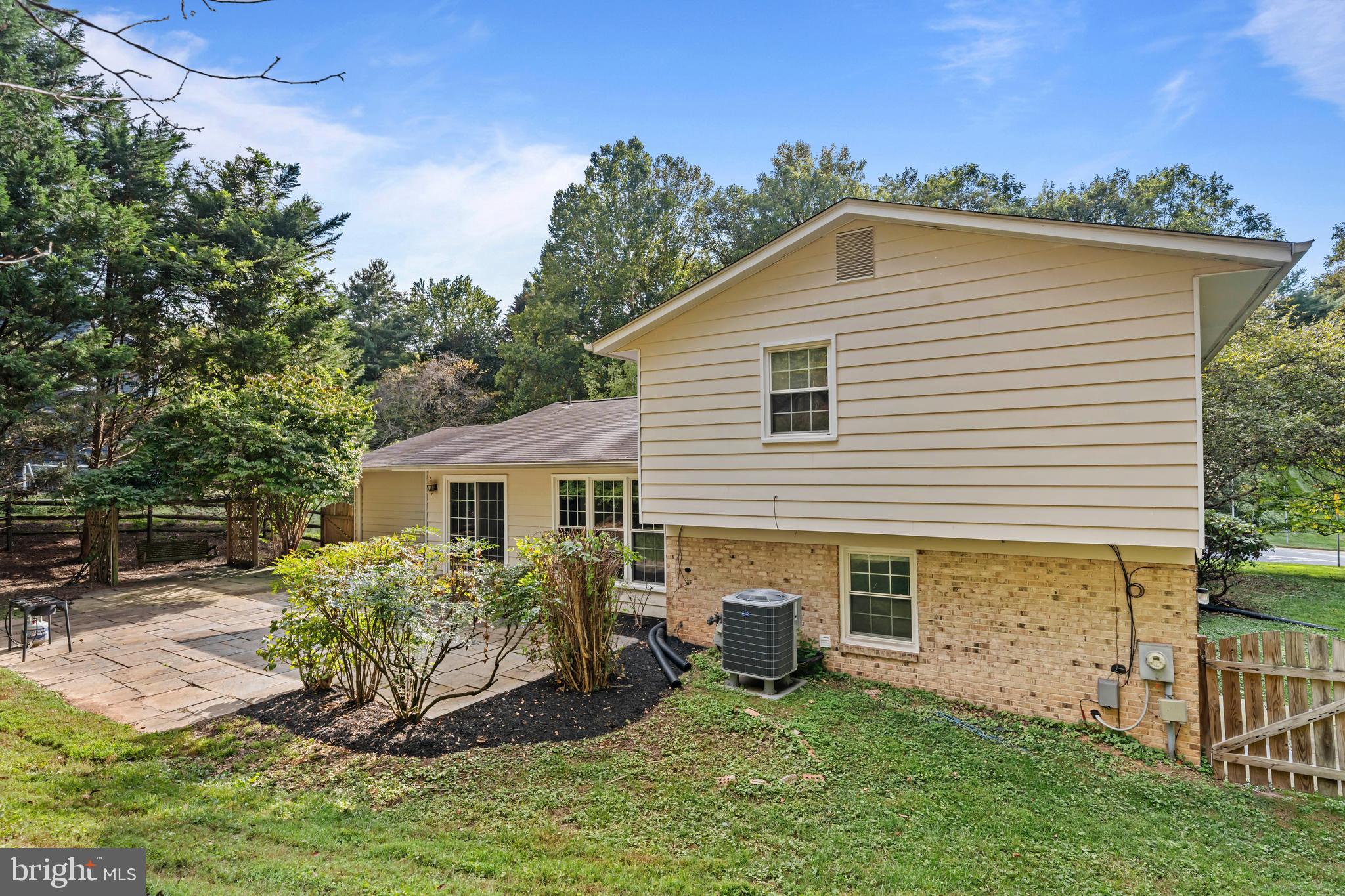 ROBERTS GLEN - Residential