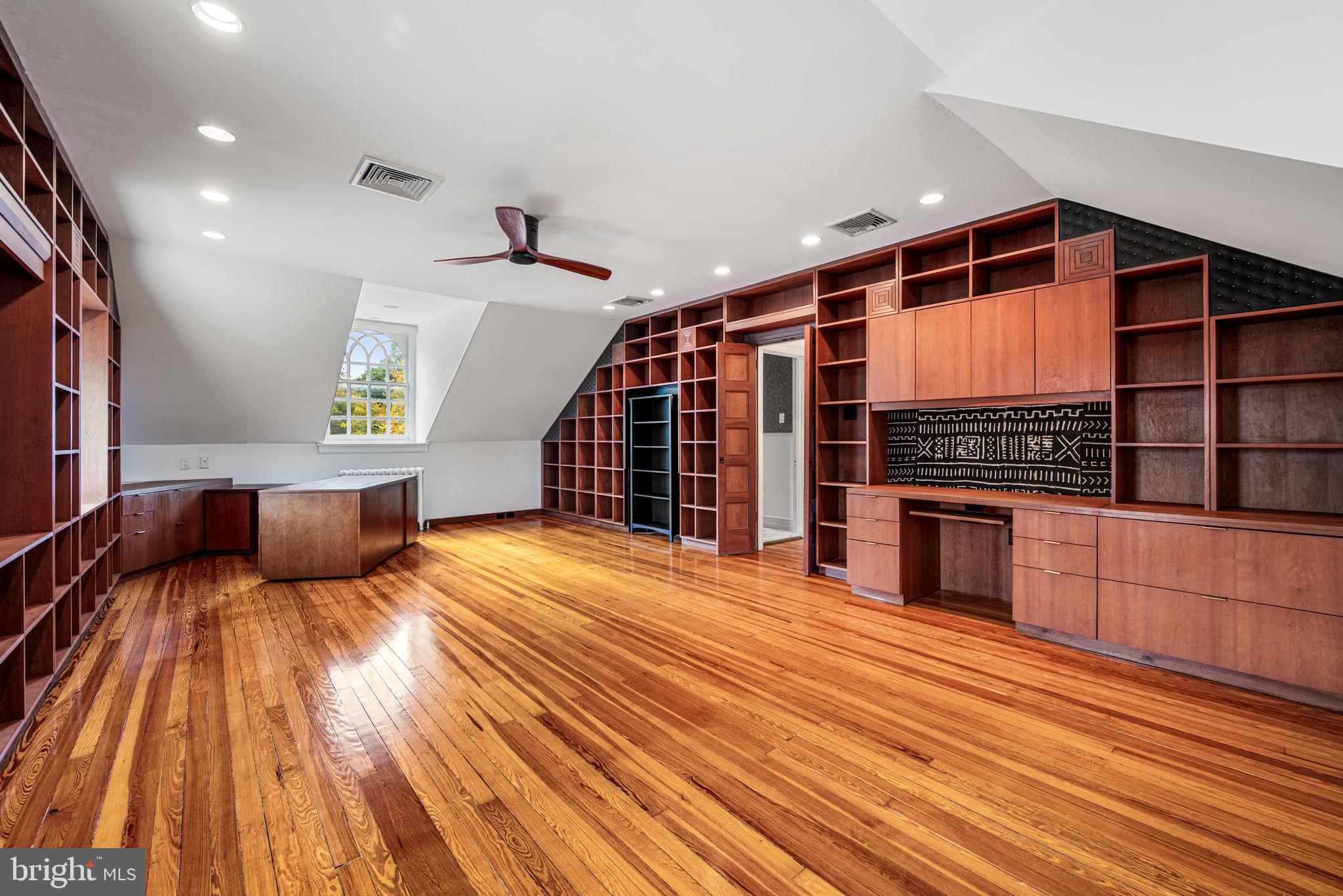 MT AIRY - Residential