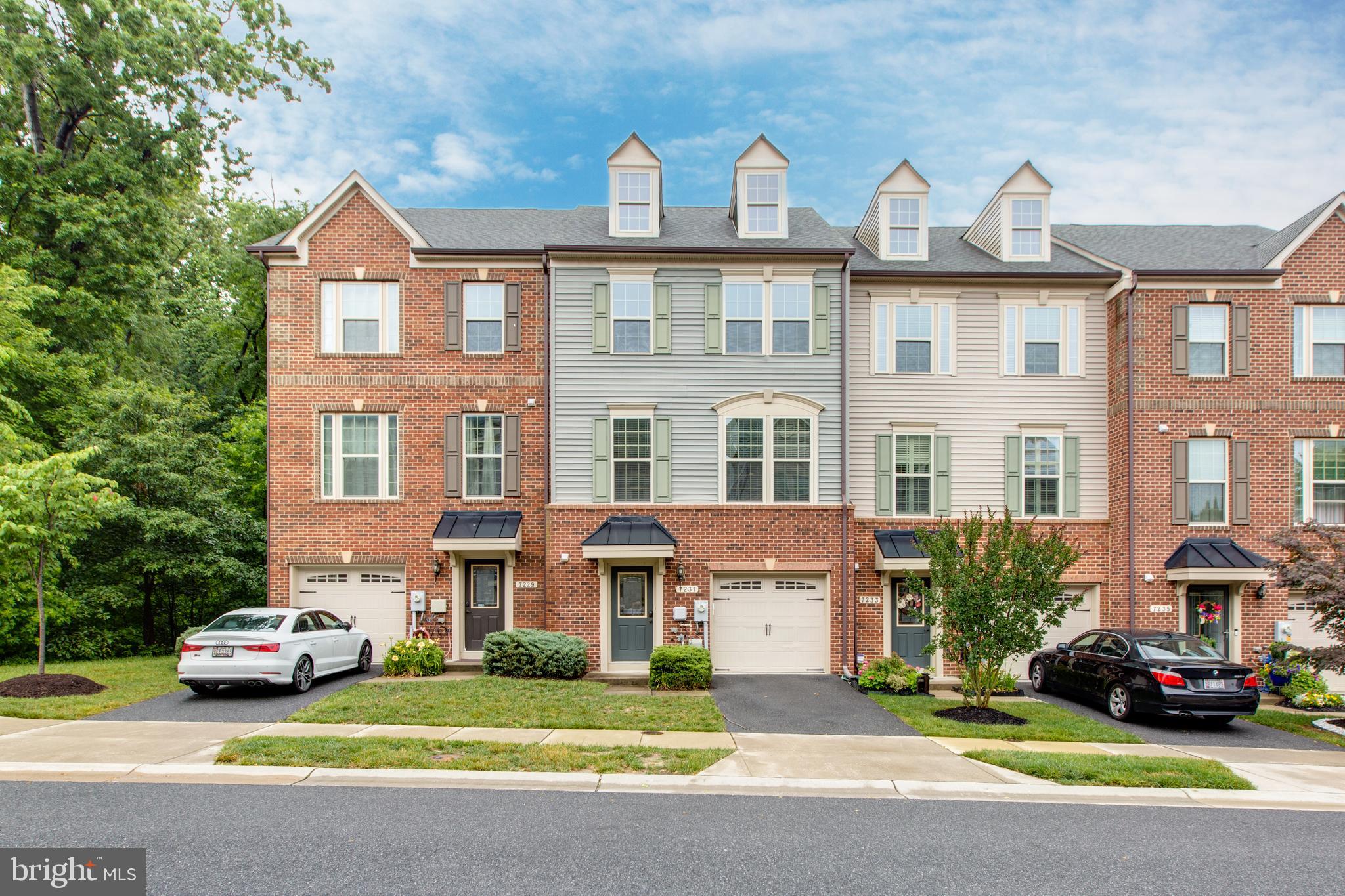 Stunning 3 lvl TH 3 bed,2.5 baths w/beautiful upgrades throughout to include hardwood fl. Spacious gourmet kit w/SS appliances, granite, & center island. Dining area w/deck access. Finished LL Rec RM. Conveniently located mins away from the regions largest shopping center Arundel Mills, MD295, I95, Ft Meade, NSA, DHS, and NASA. Community Club House, Pool
