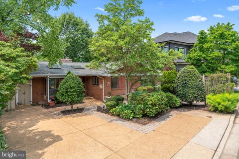 1414 N JOHNSON STREET ARLINGTON VA 22201