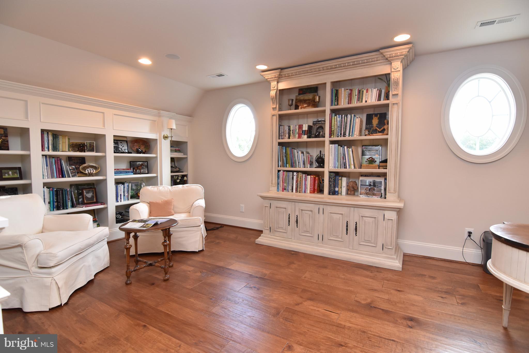 GOLDSBOROUGHS REST - Residential