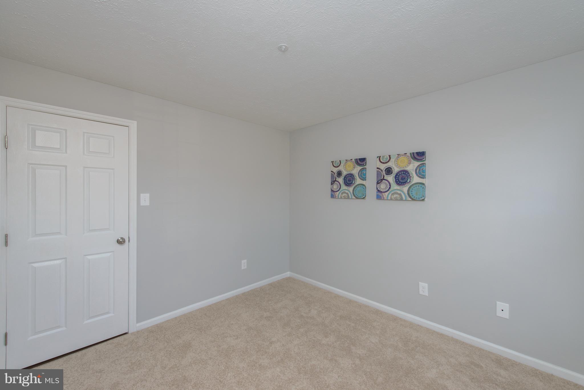 DEEP CREEK COMMONS - Residential