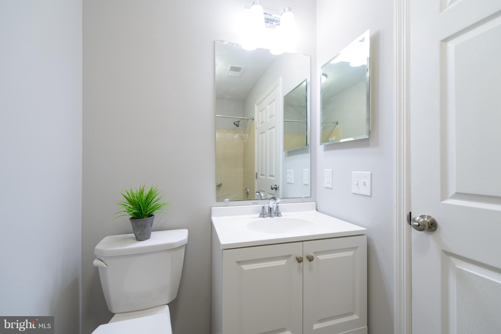 DEEP CREEK COMMONS - Residential