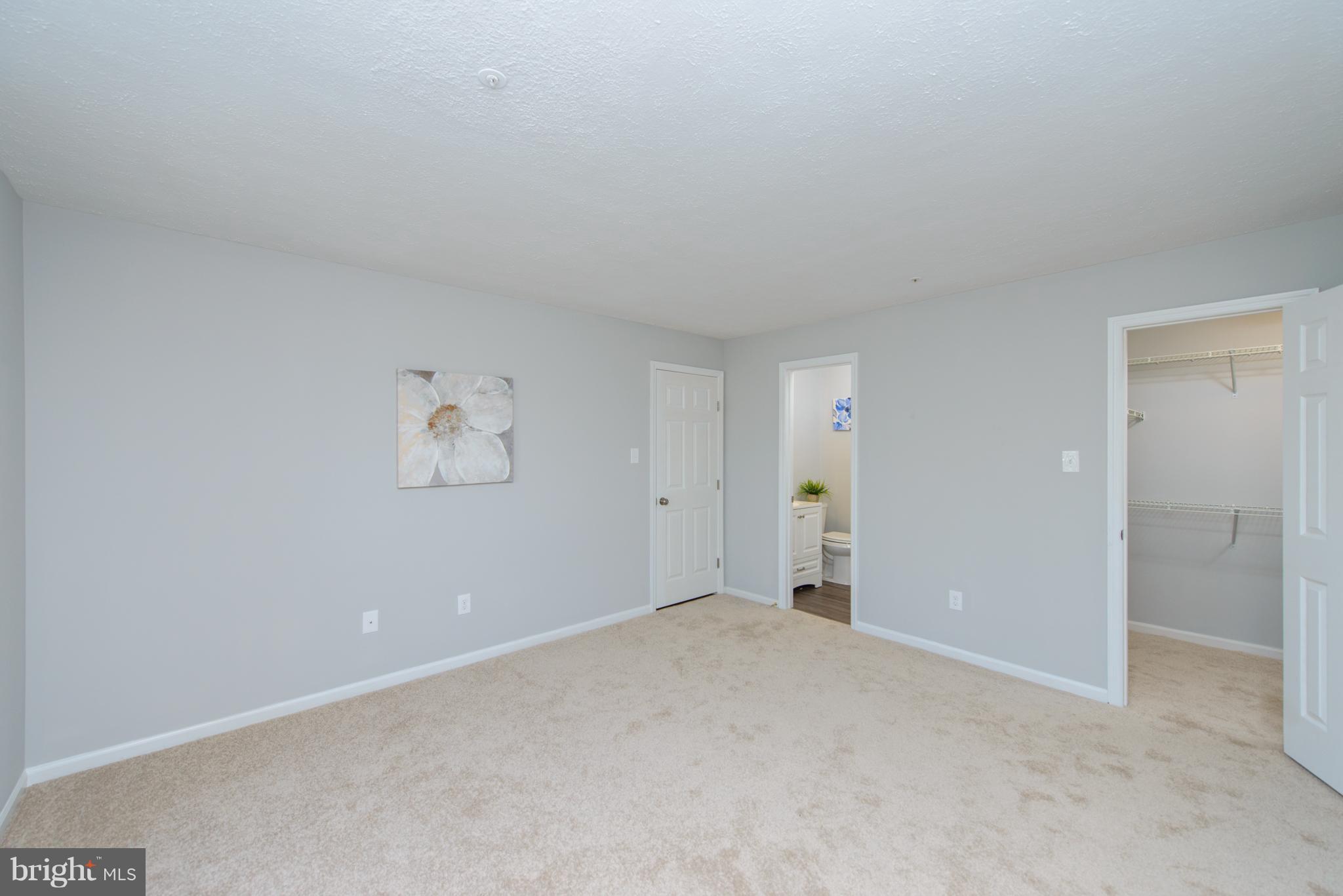 DEEP CREEK COMMONS - Residential