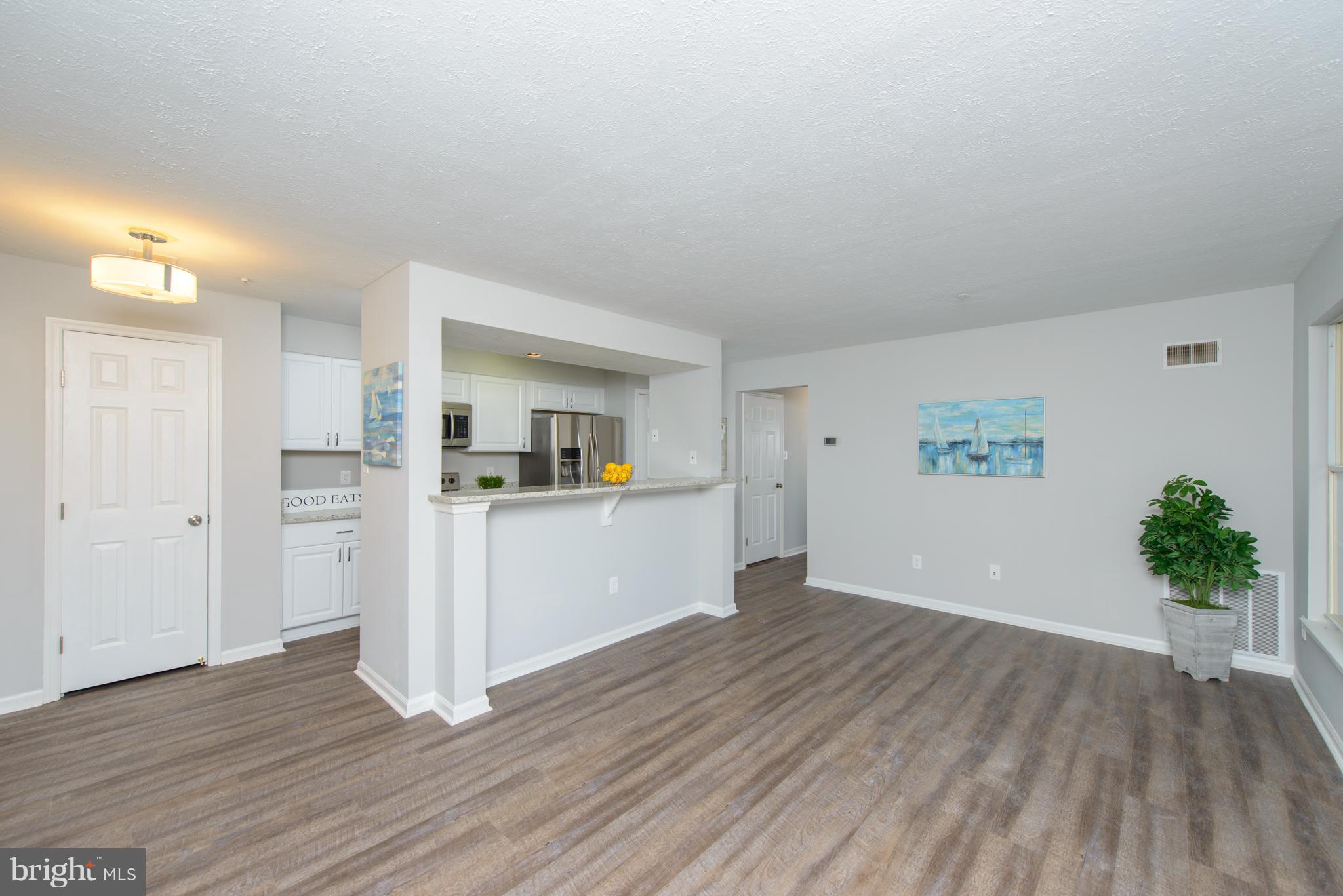 DEEP CREEK COMMONS - Residential