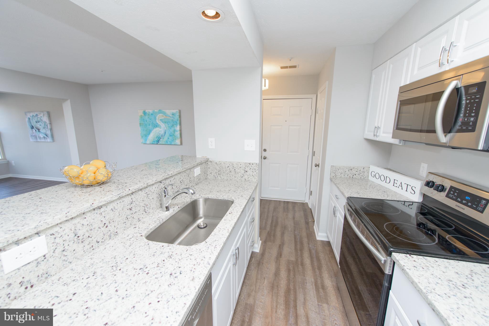 DEEP CREEK COMMONS - Residential