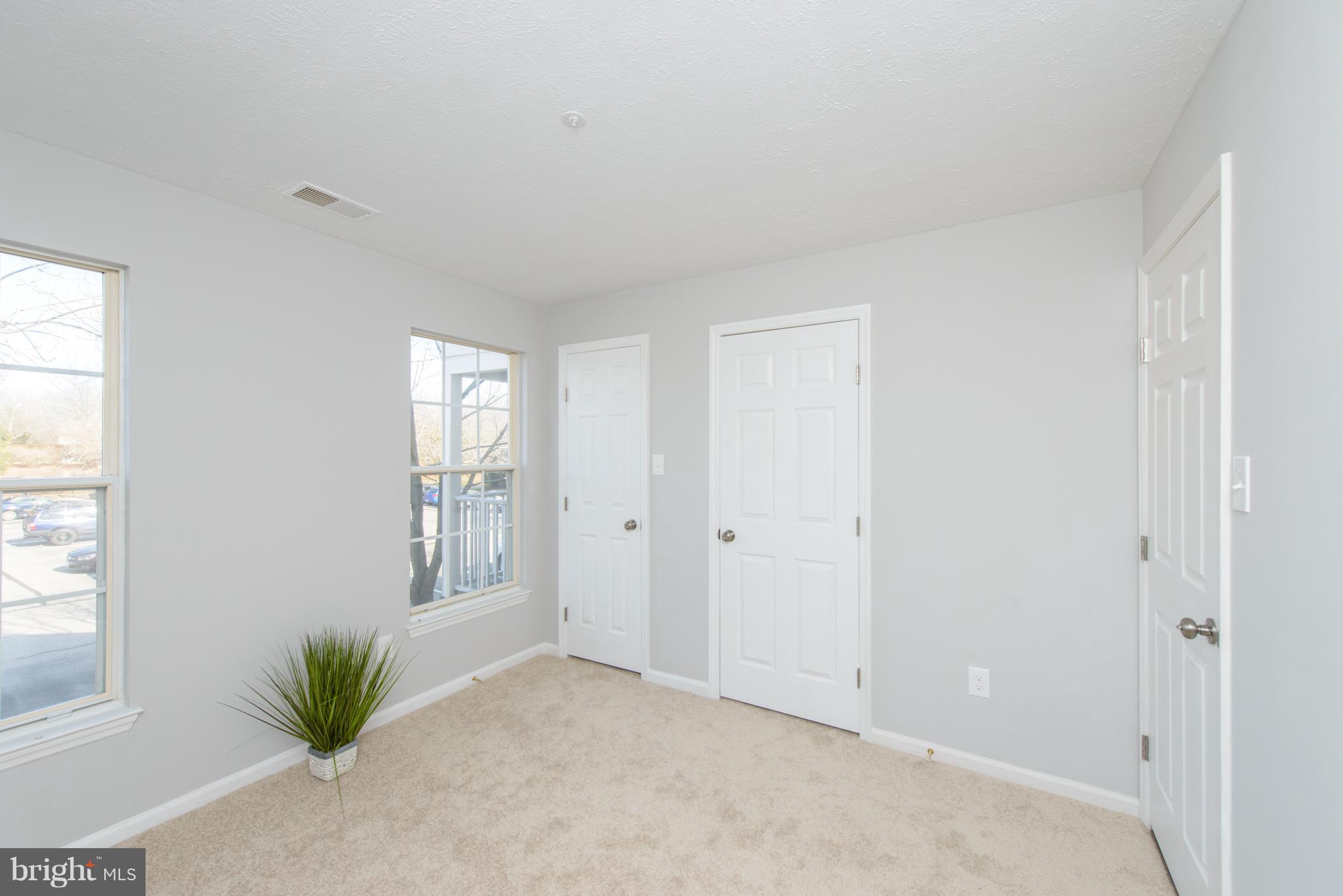 DEEP CREEK COMMONS - Residential