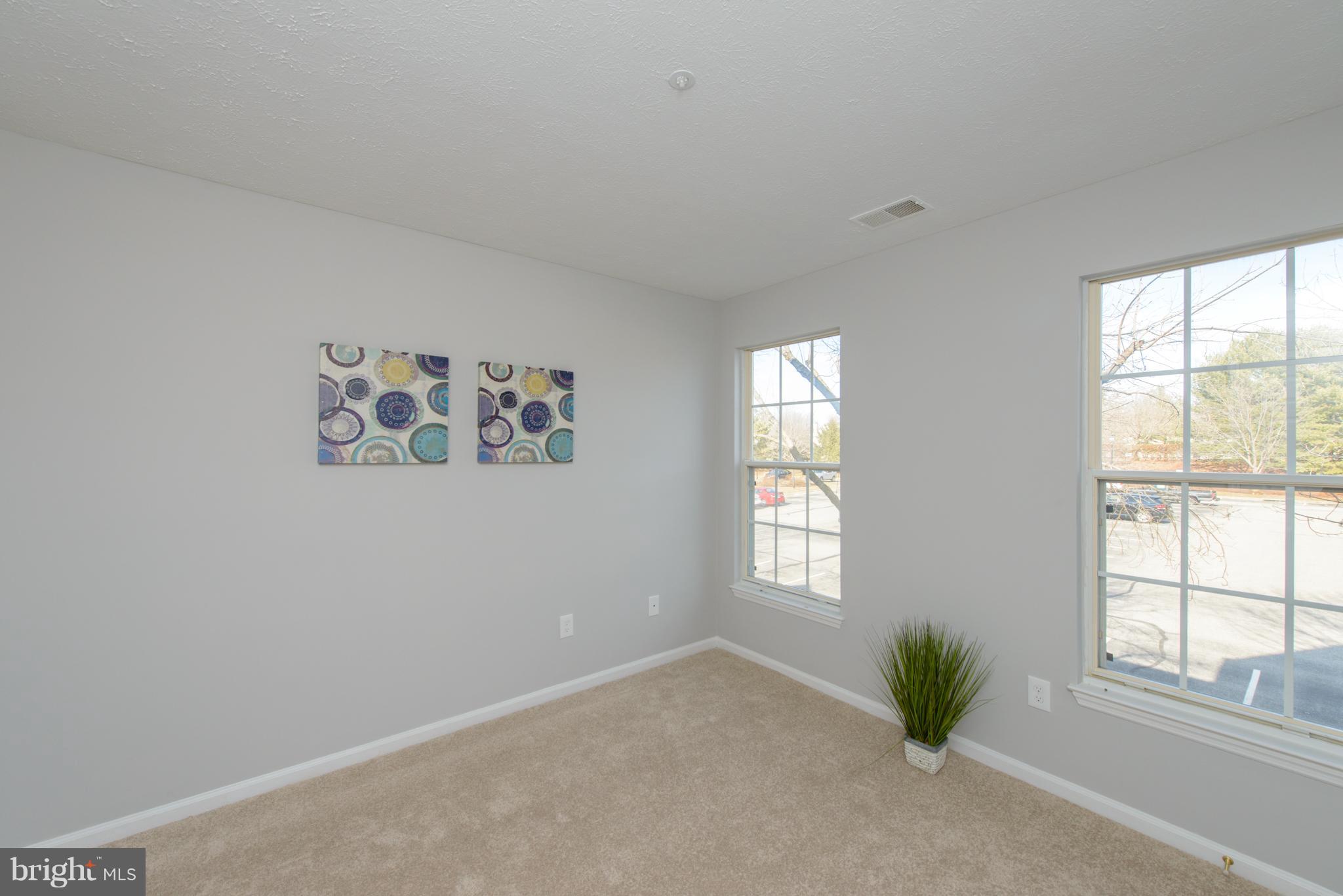 DEEP CREEK COMMONS - Residential