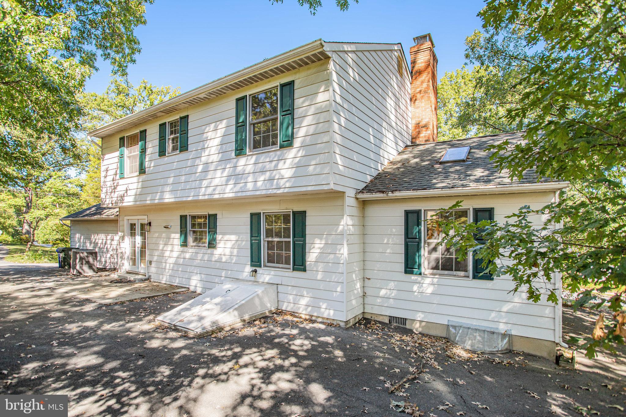 COLLEGE HEIGHTS - Residential