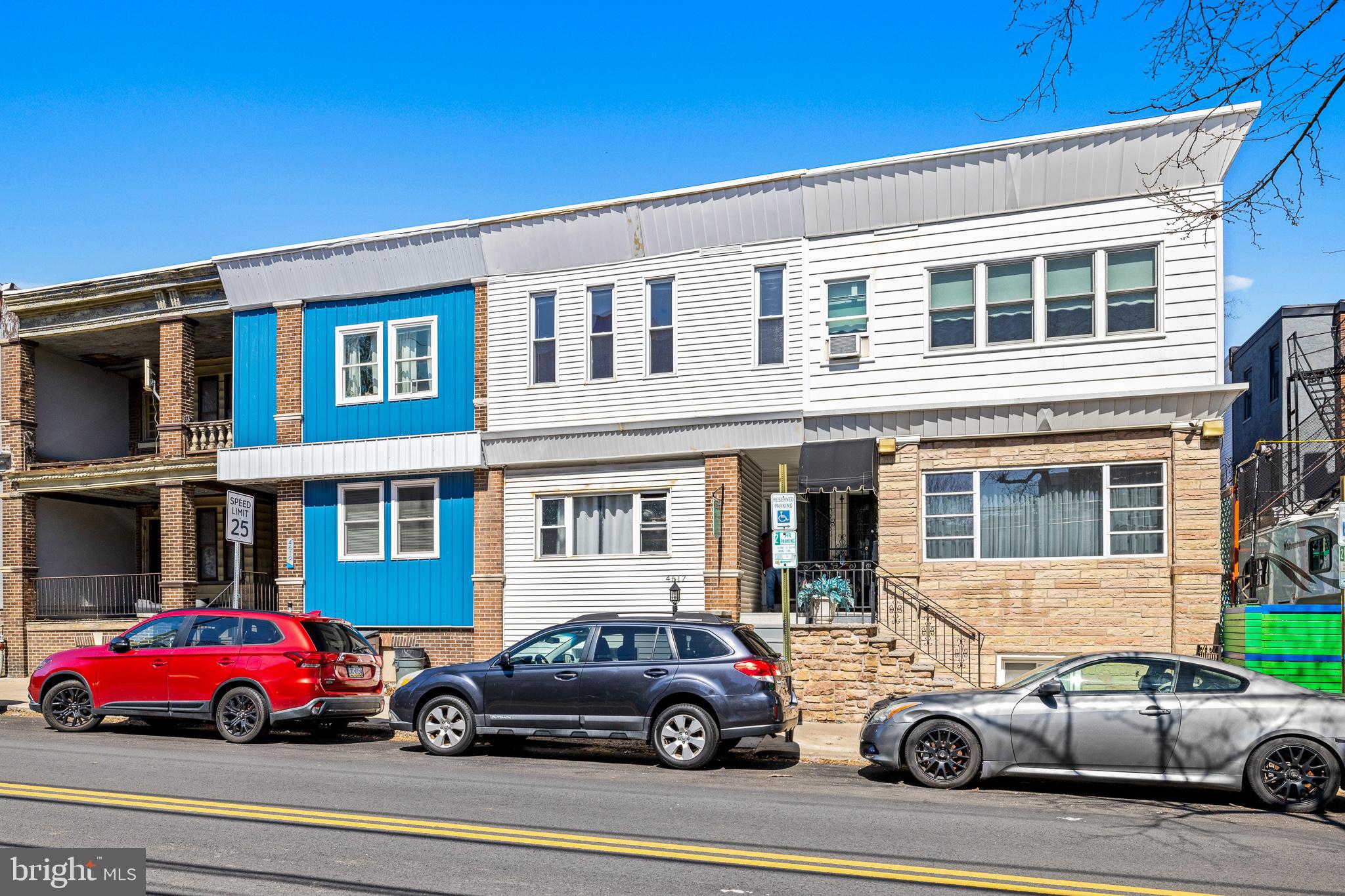 UNIVERSITY CITY - Residential Income