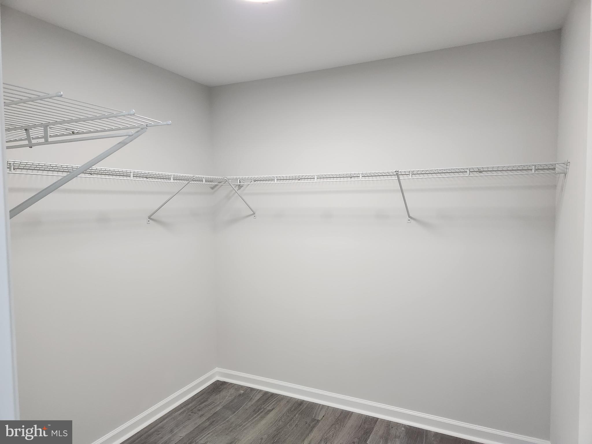 MILL CREEK - Residential