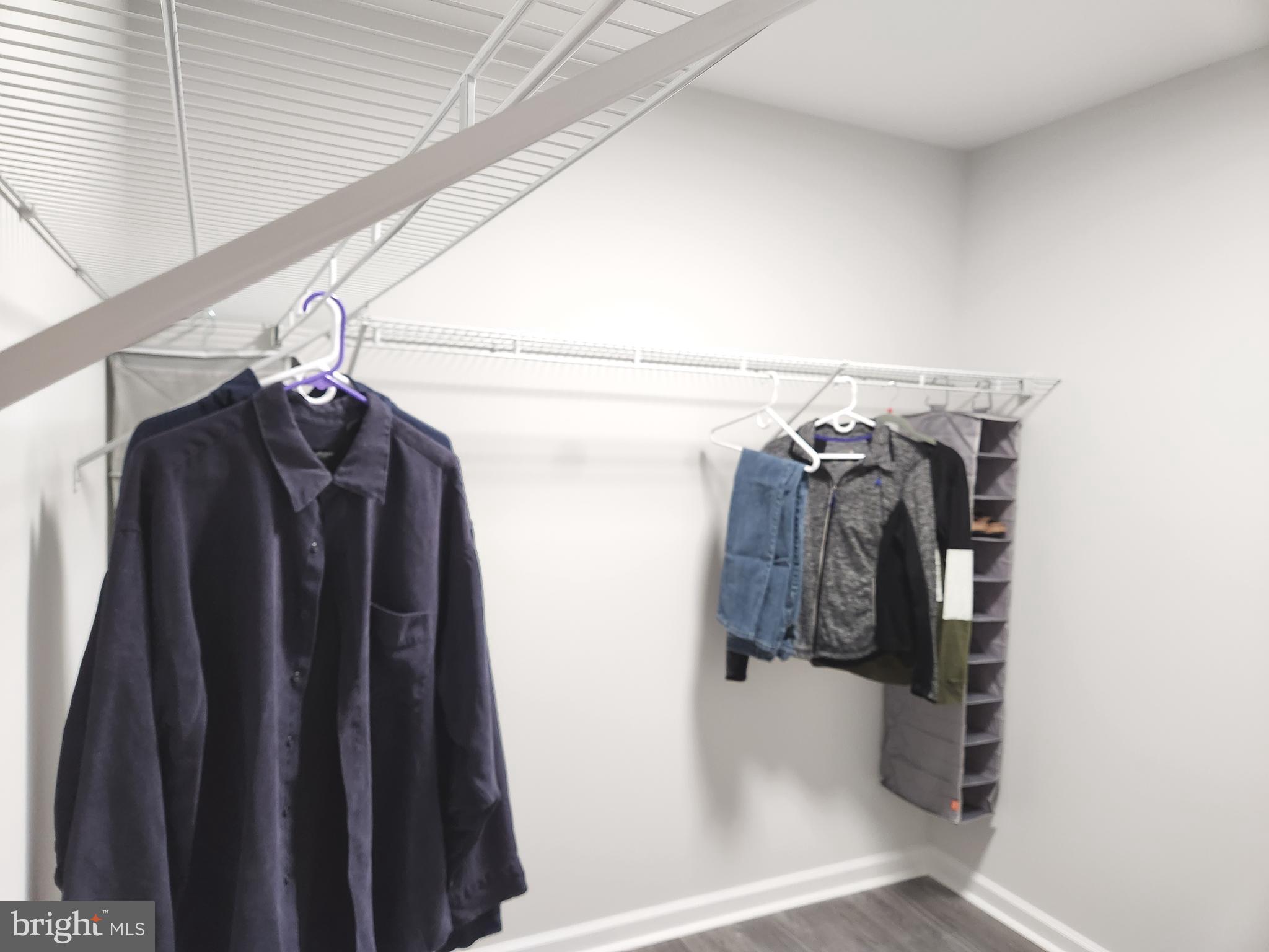 MILL CREEK - Residential