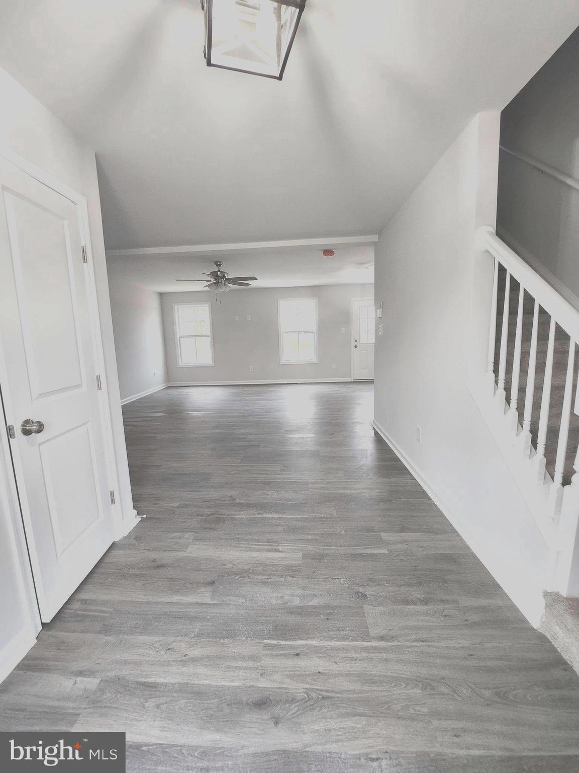 MILL CREEK - Residential