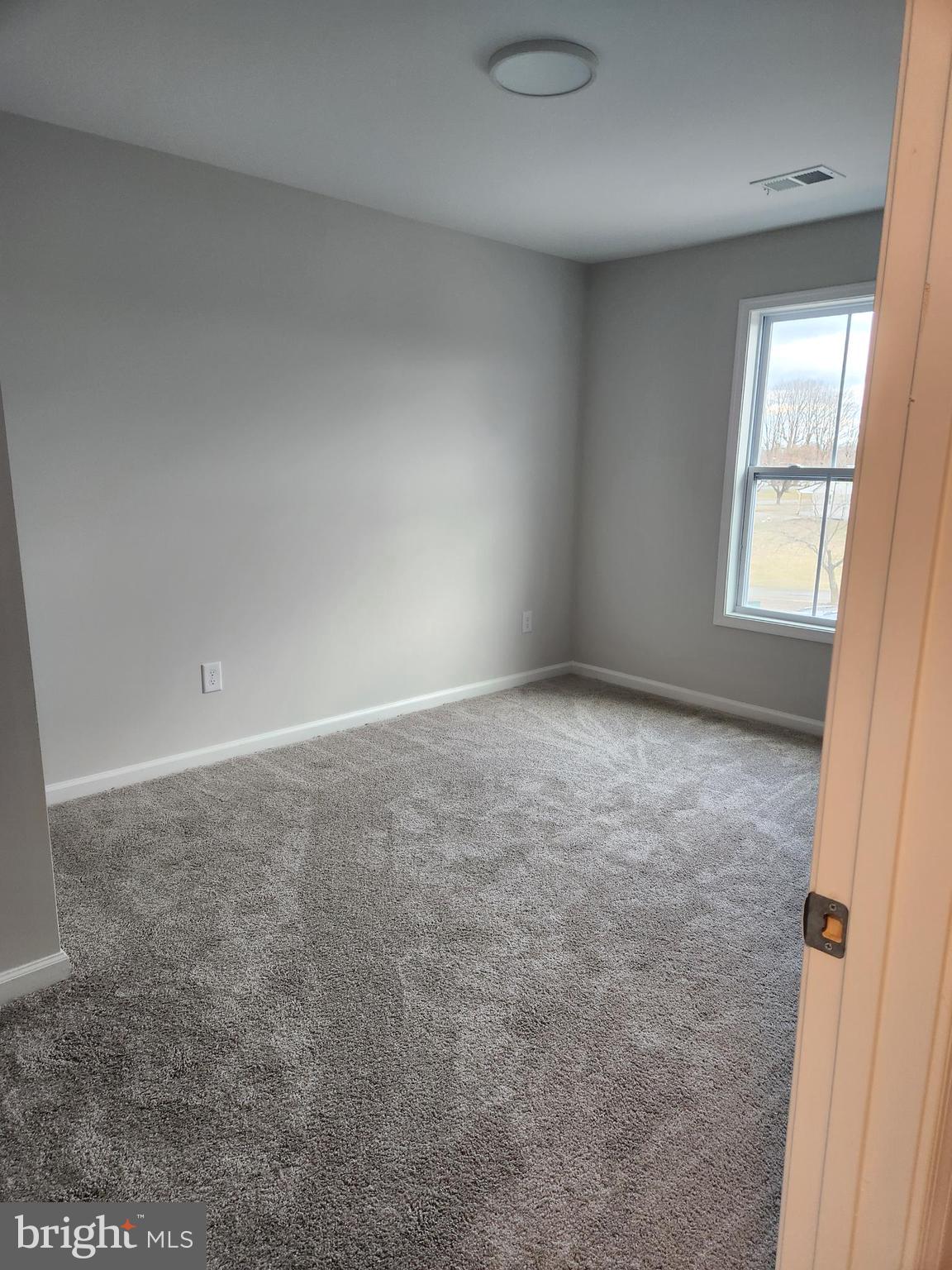 MILL CREEK - Residential