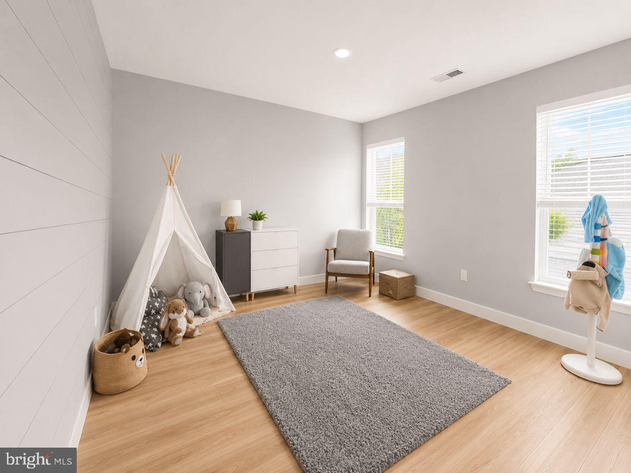 PIEDMONT - Residential