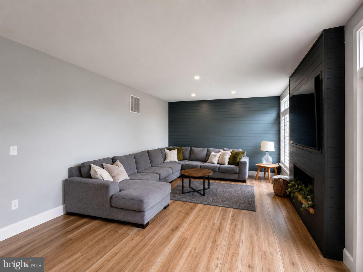 PIEDMONT - Residential