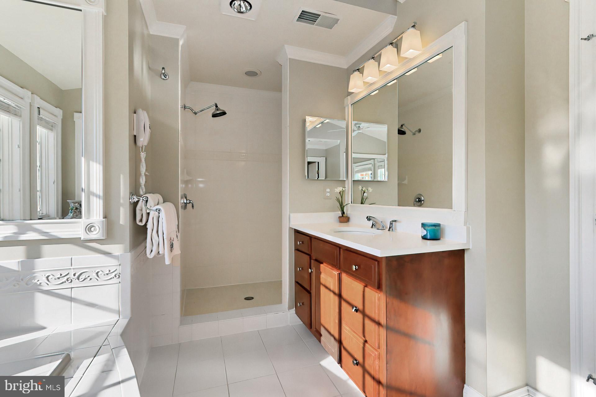 PICKETT'S RESERVE - Residential