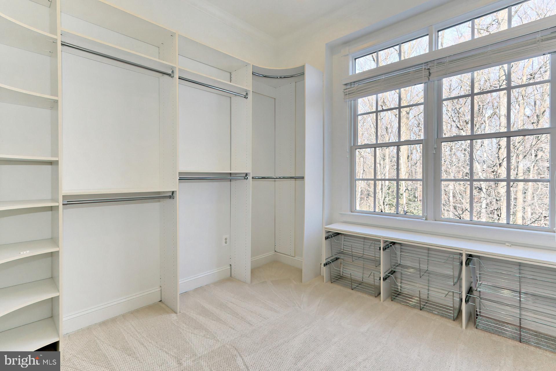 PICKETT'S RESERVE - Residential