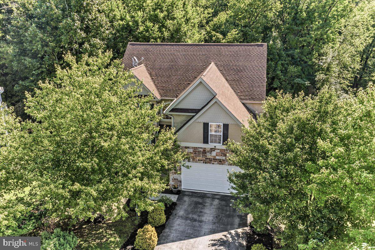 305 CAROLEE CIRCLE