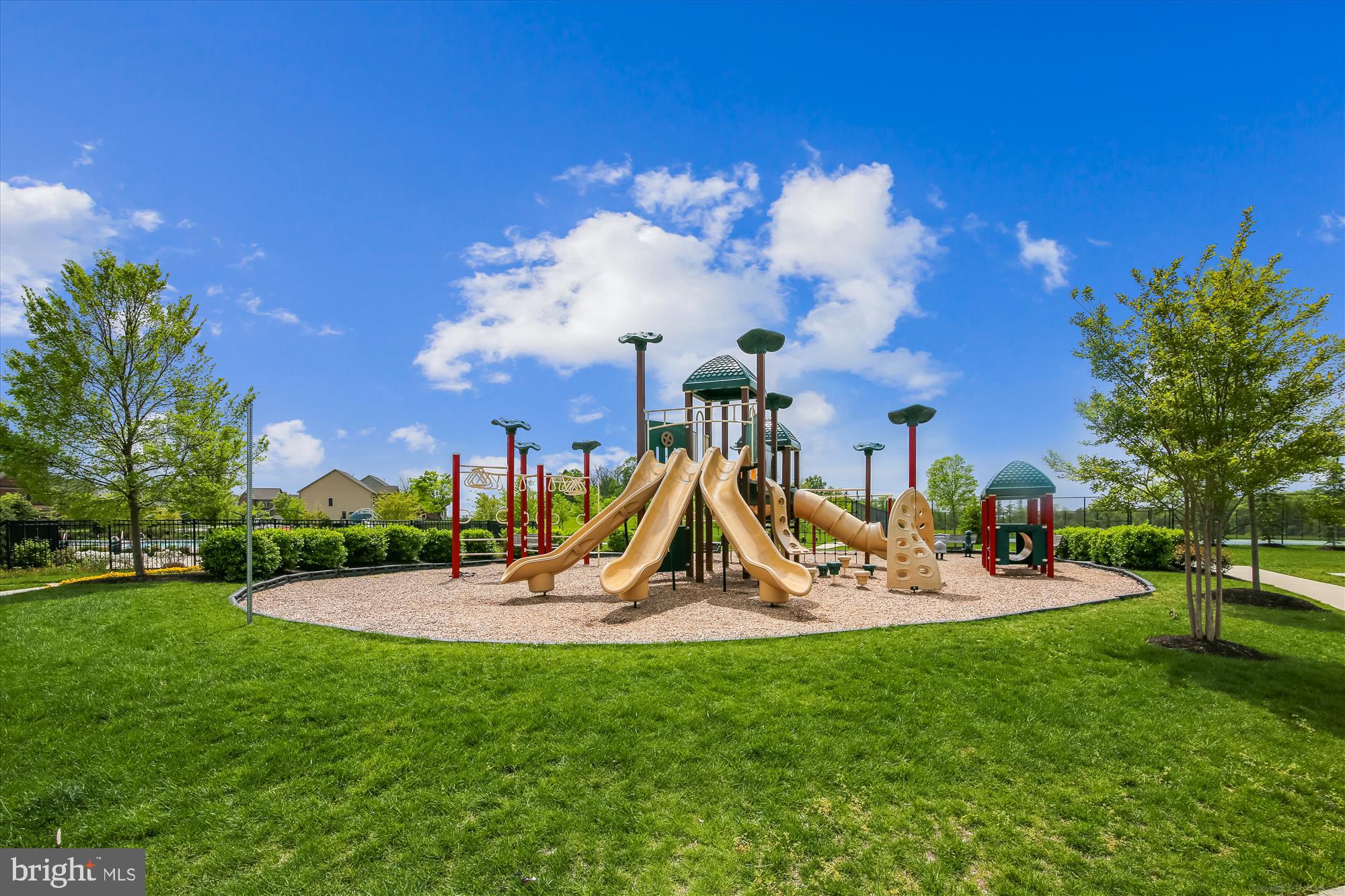 LANDSDALE - Residential